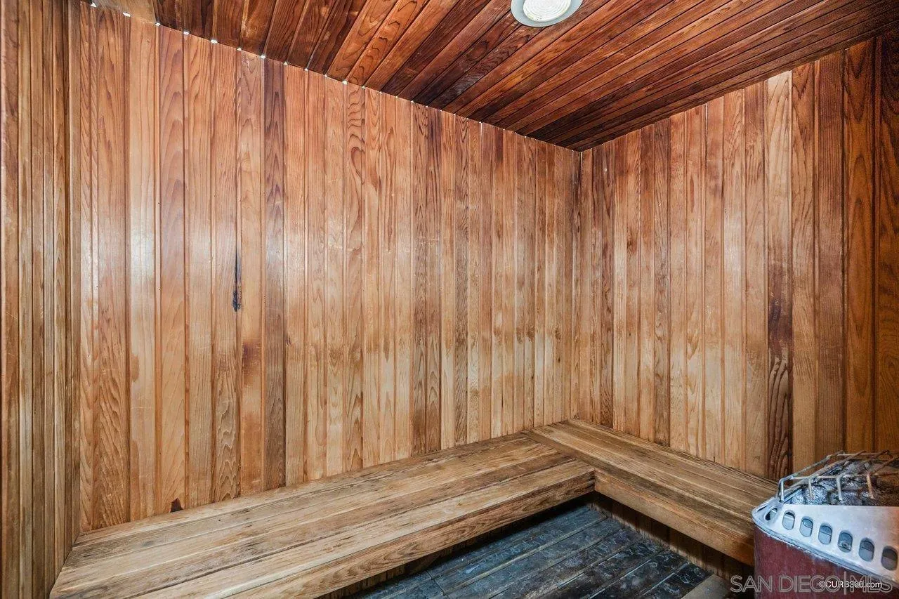 https://cdn.realtyfeed.com/cdn/127/250023418/ebfadc7e444bdccb7413f0b00b776cb0.webp