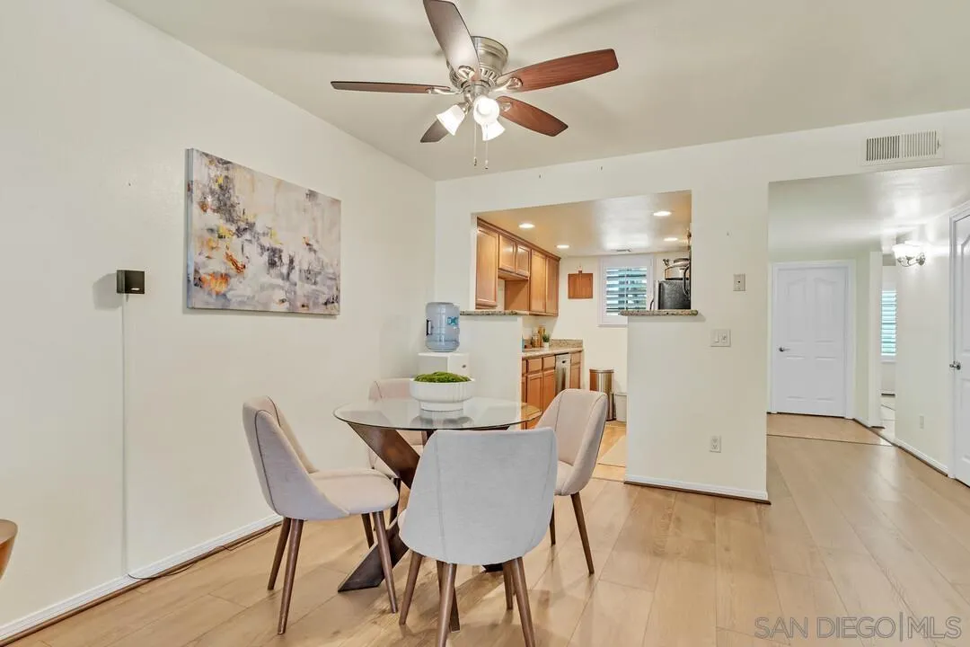 https://cdn.realtyfeed.com/cdn/127/250023418/fb38f5b65f60d98b2ec2281b13acae8e.webp