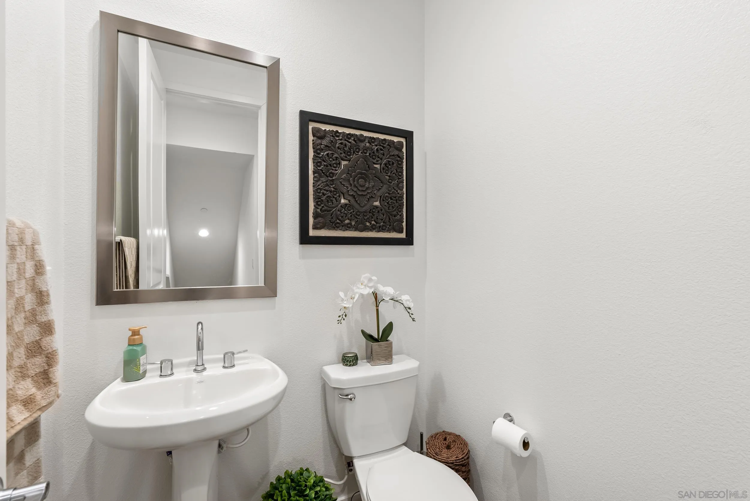 Photo #7: 250023441 Listing: Photo #7