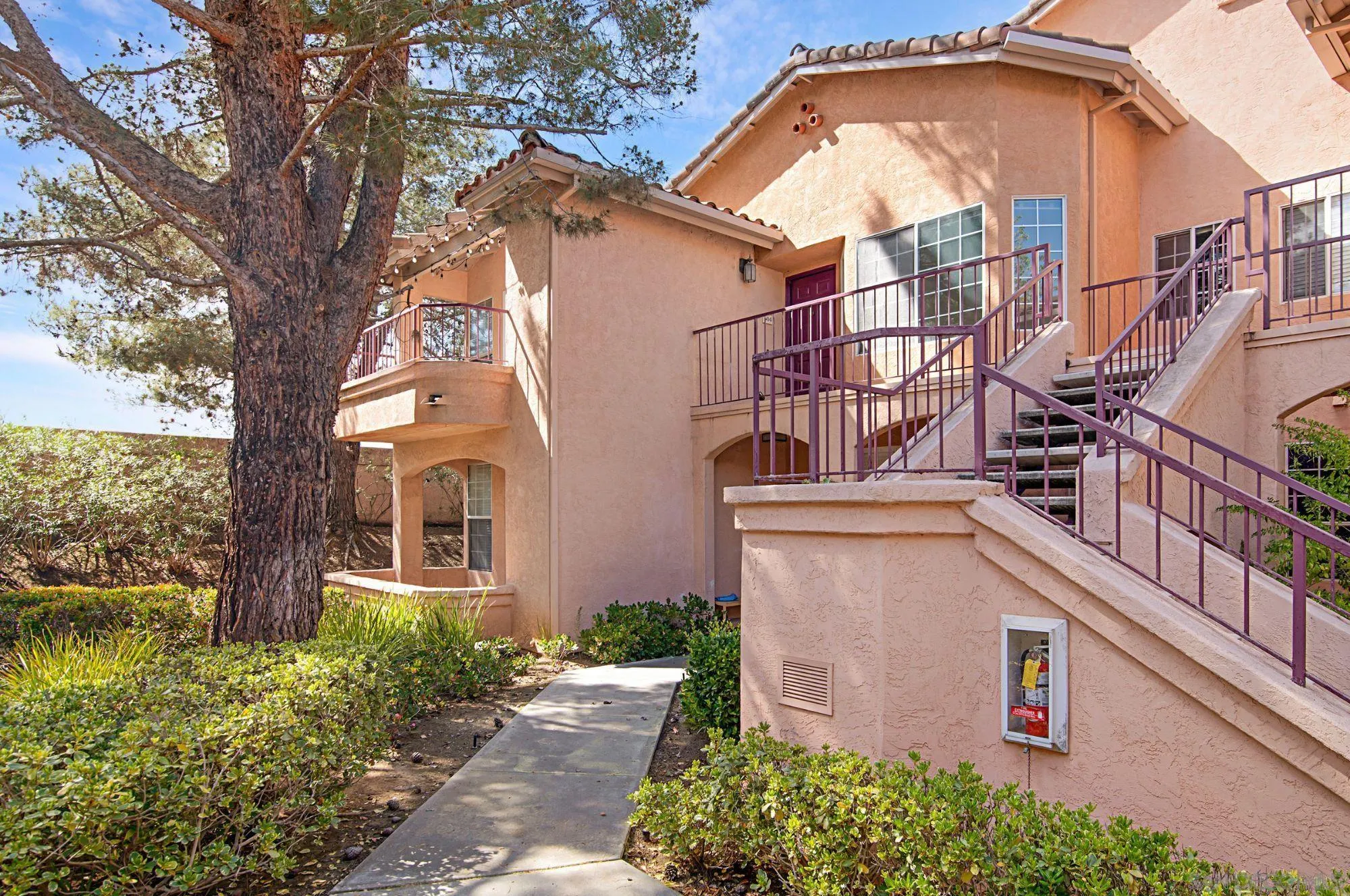 https://cdn.realtyfeed.com/cdn/127/250023450/a8f825c1d568b560ac092c38339cd1ed.webp