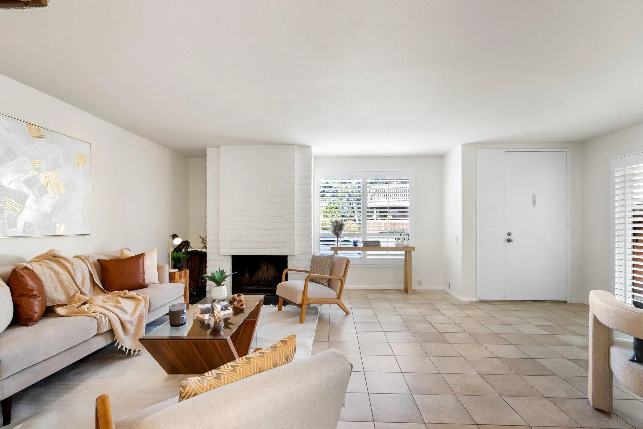 Photo #4: 250023517 Listing 