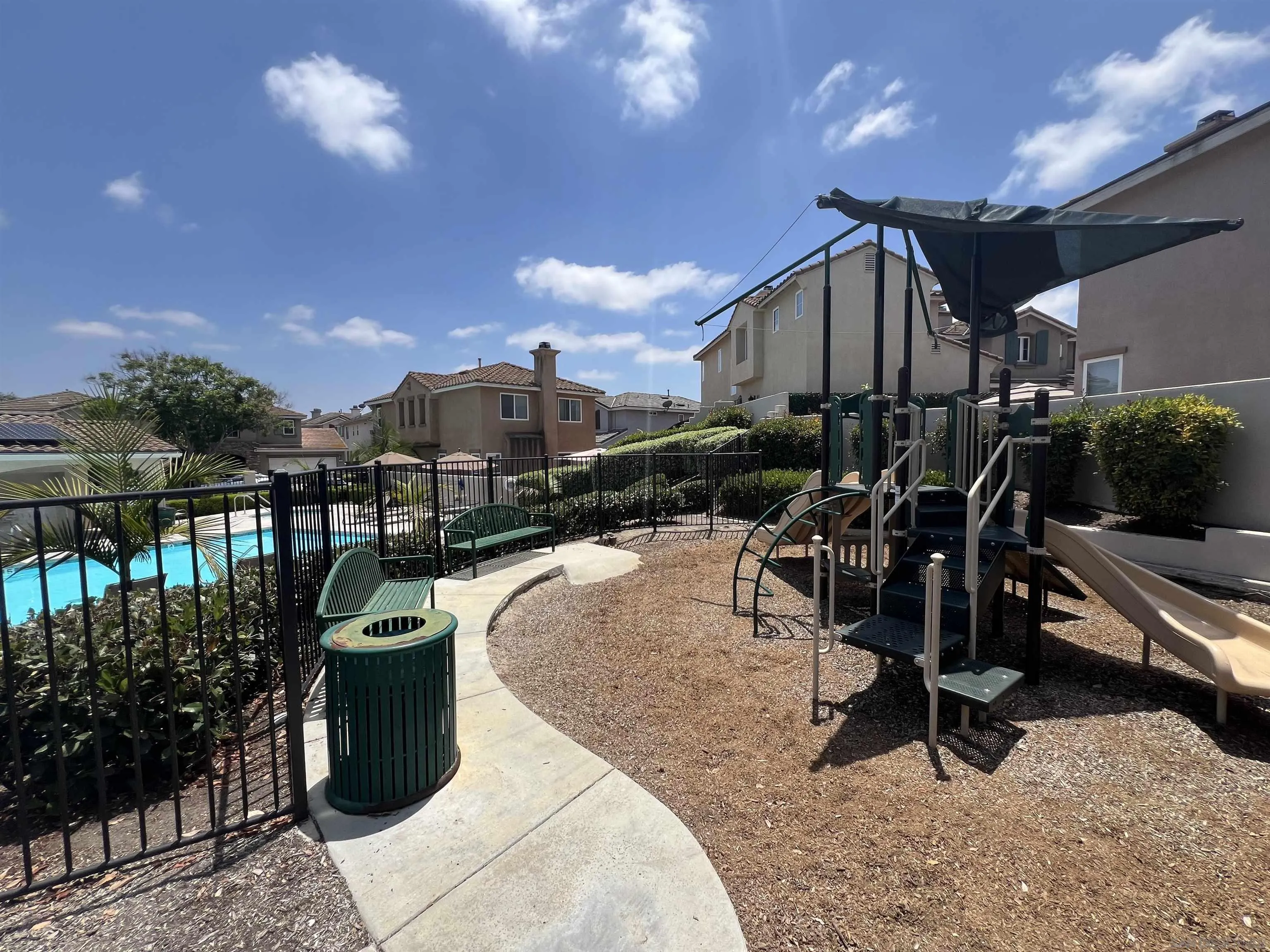 https://cdn.realtyfeed.com/cdn/127/250023562/6323d953e0d3ba0871fa5460e399141b.webp