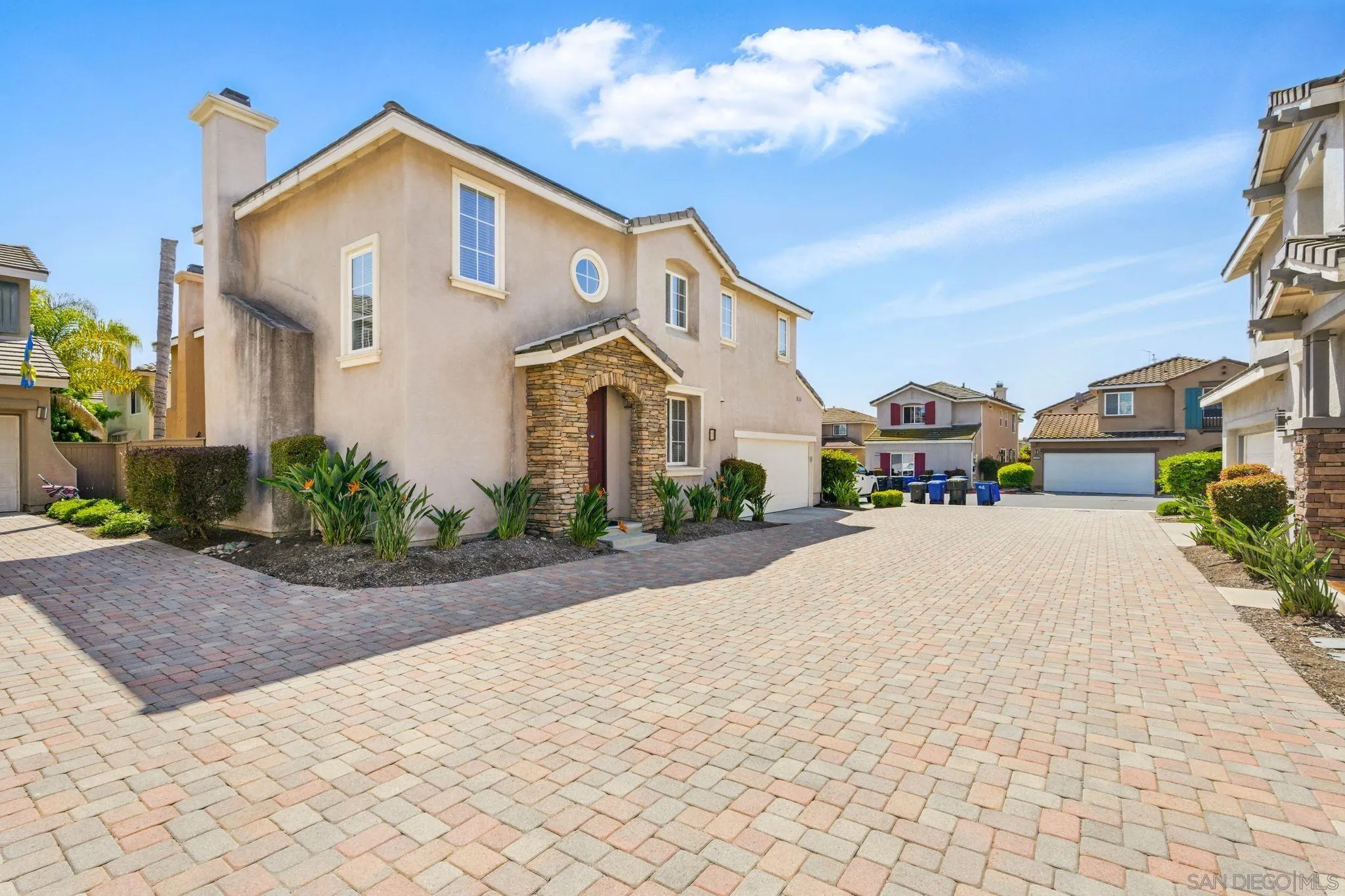 https://cdn.realtyfeed.com/cdn/127/250023562/b58878fe72704f530cdf325bfa8e6c25.webp