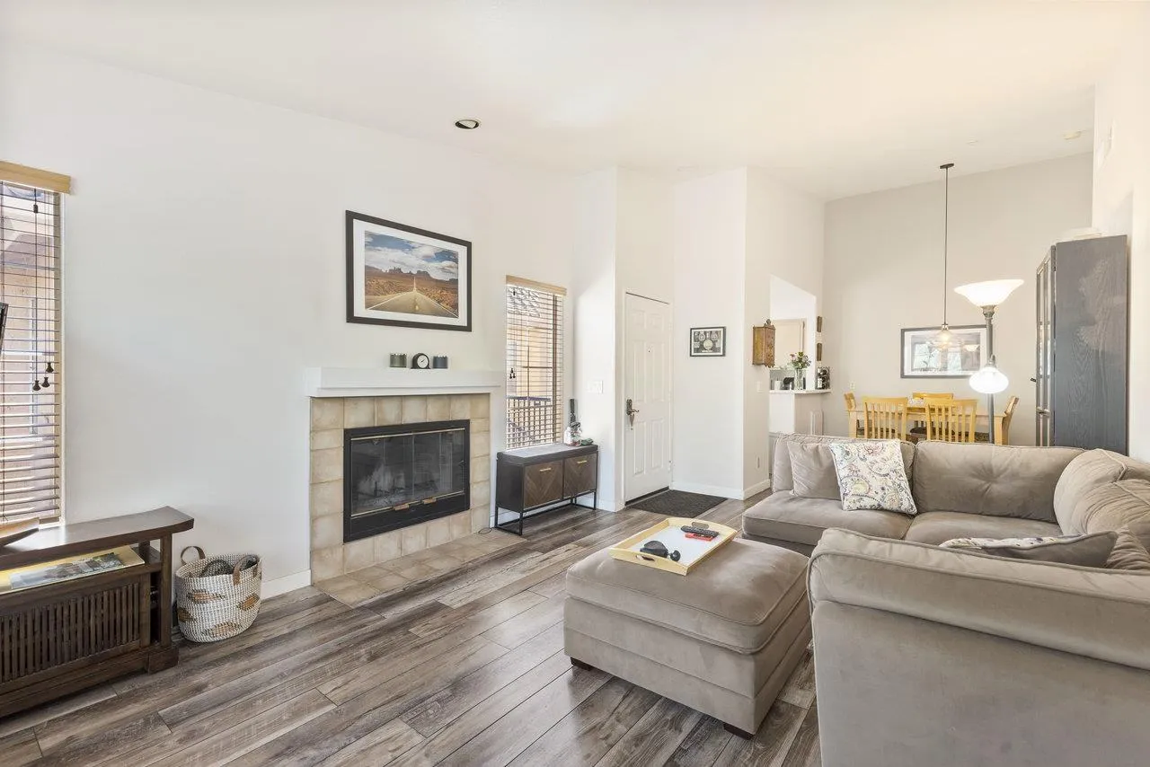 Photo #6: 250023572 Listing 