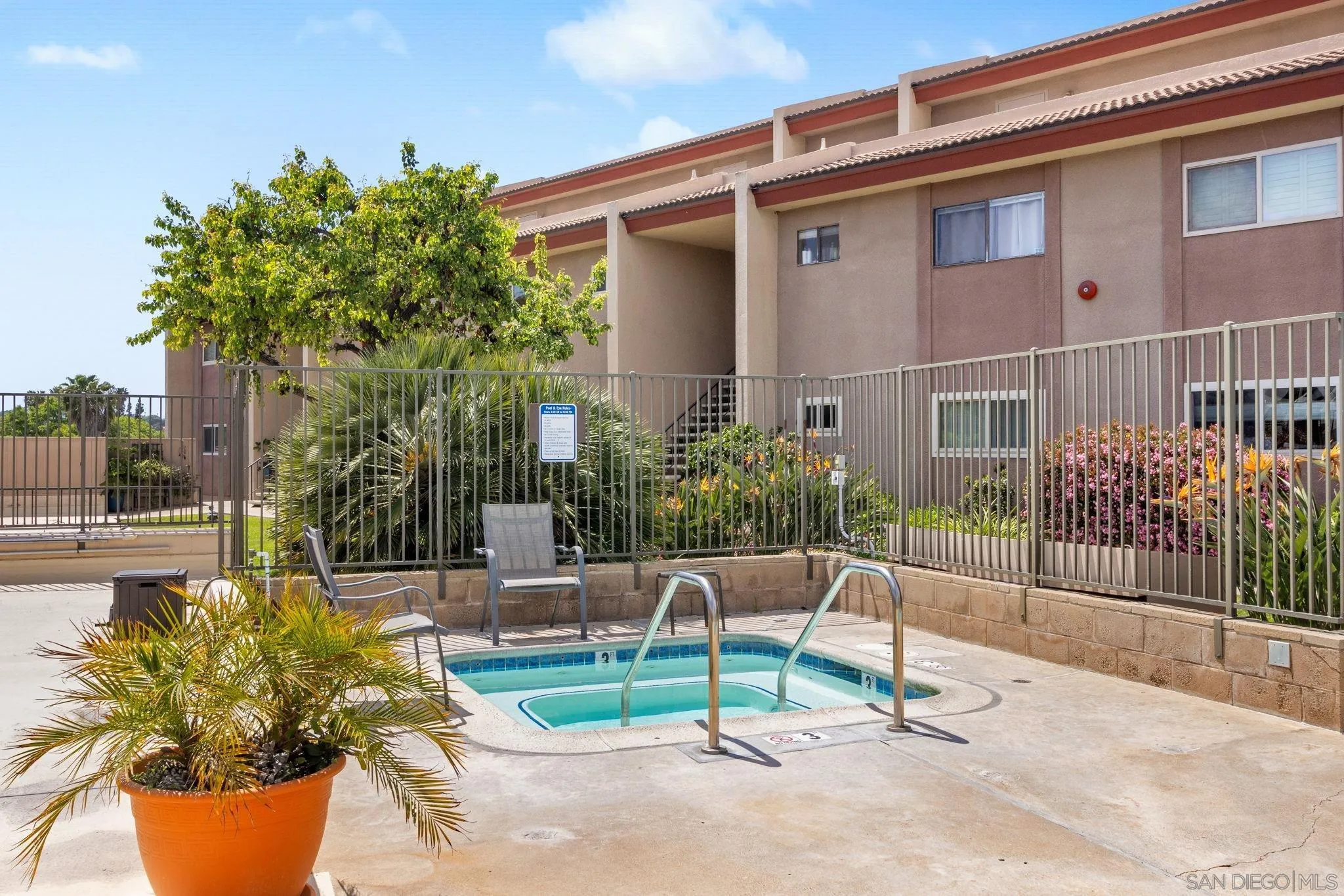 Photo #23: 250023579 Listing: Photo #23