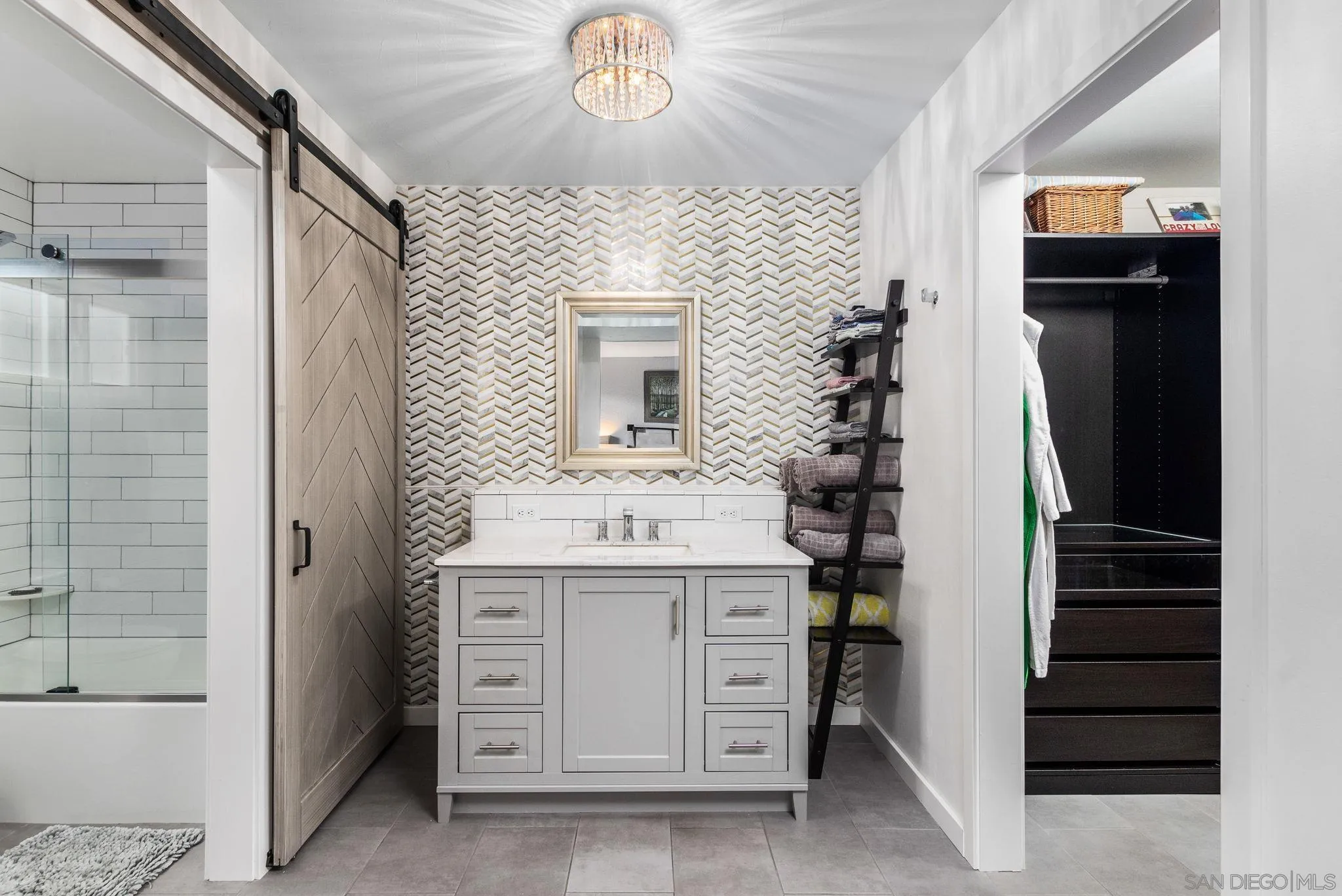 Photo #15: 250023579 Listing: Photo #15