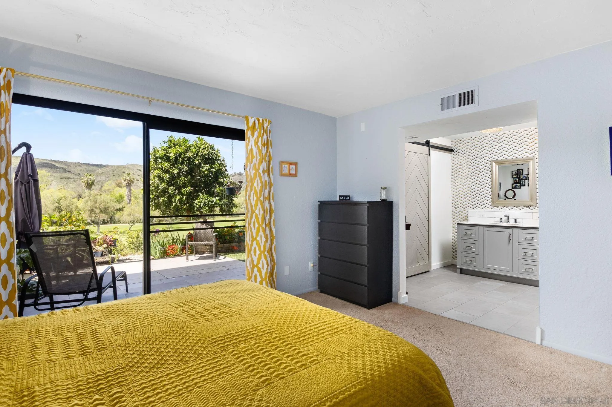 Photo #13: 250023579 Listing: Photo #13