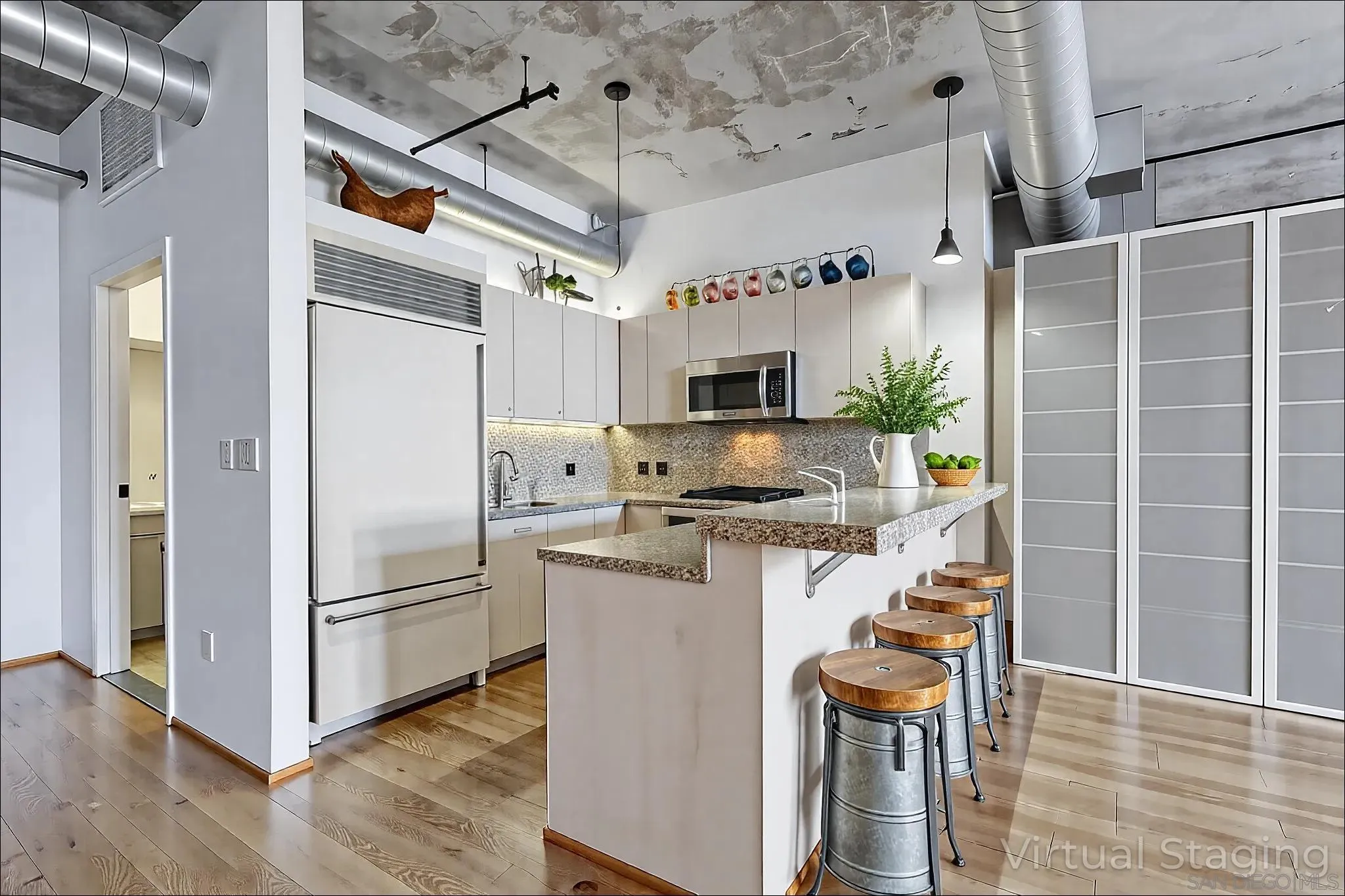 Photo #6: 250023592 Listing 