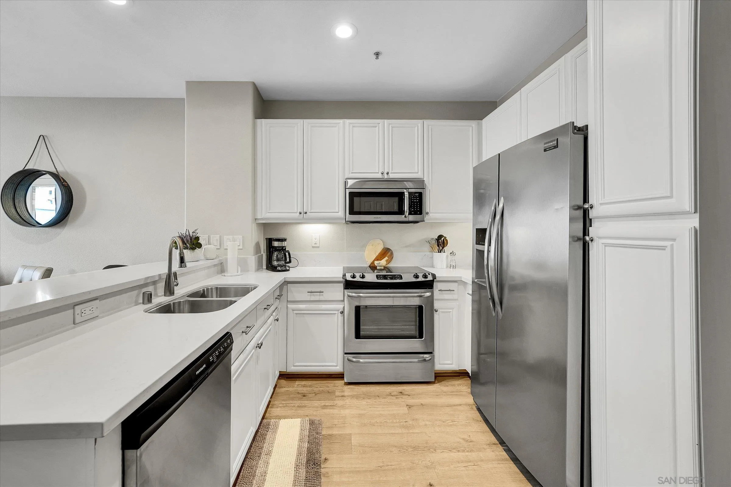 https://cdn.realtyfeed.com/cdn/127/250023603/179e24cca1864b9699df8368de1f6fe1.webp