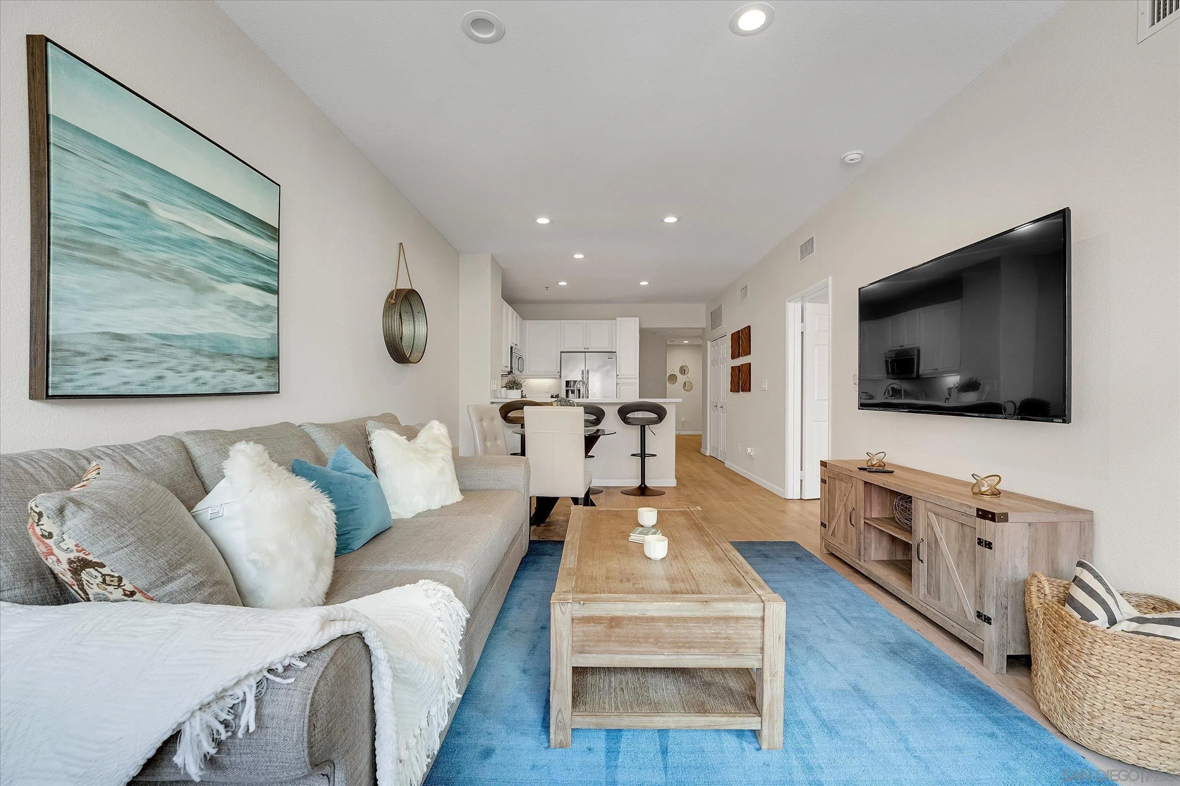 https://cdn.realtyfeed.com/cdn/127/250023603/e3c4199ecd813121bb63522c0dfb0d66.webp