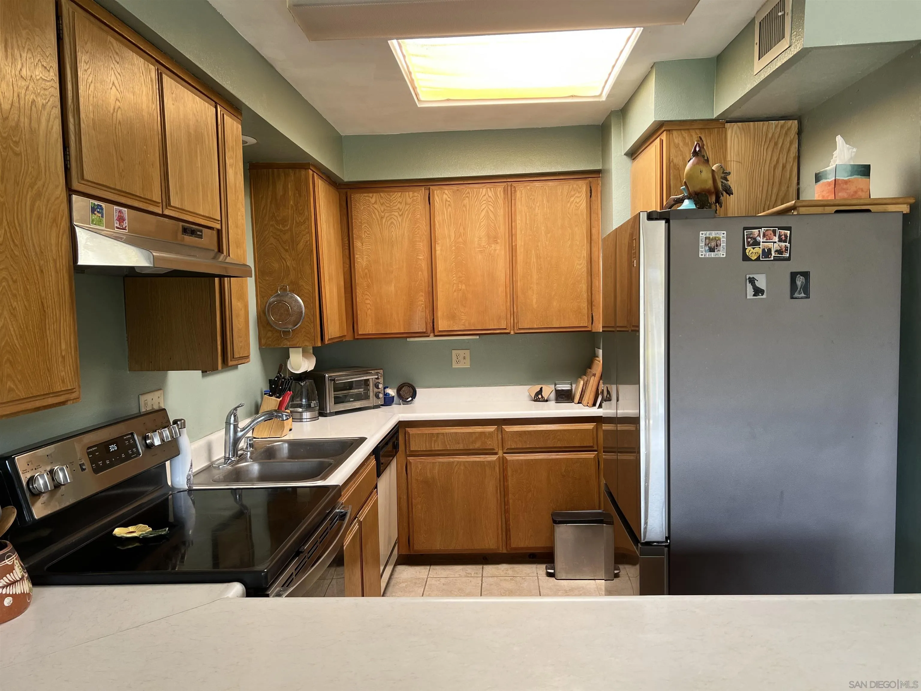 Photo #8: 250023617 Listing: Photo #8