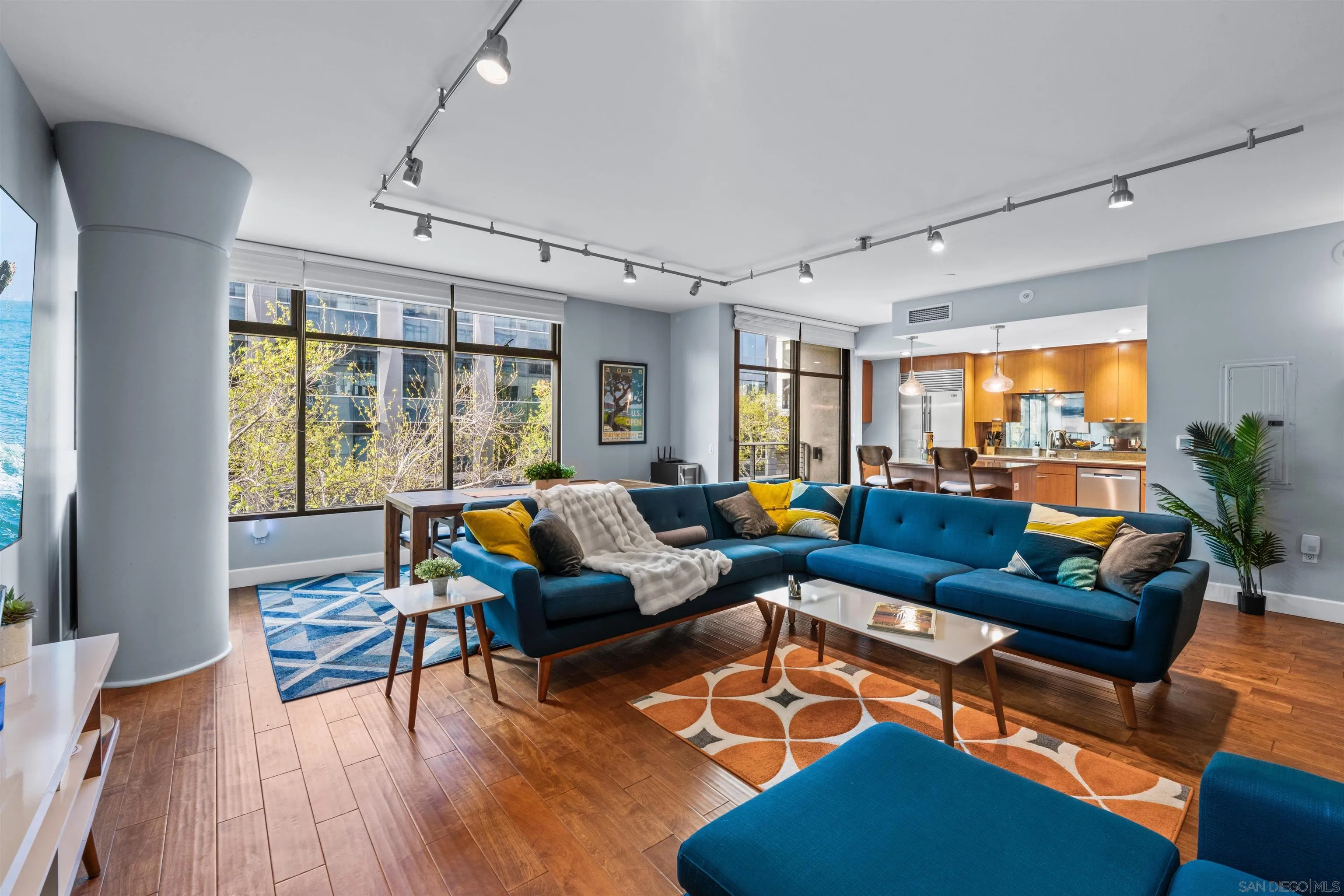 More Details about MLS # 250023623 : 645 FRONT ST UNIT 305