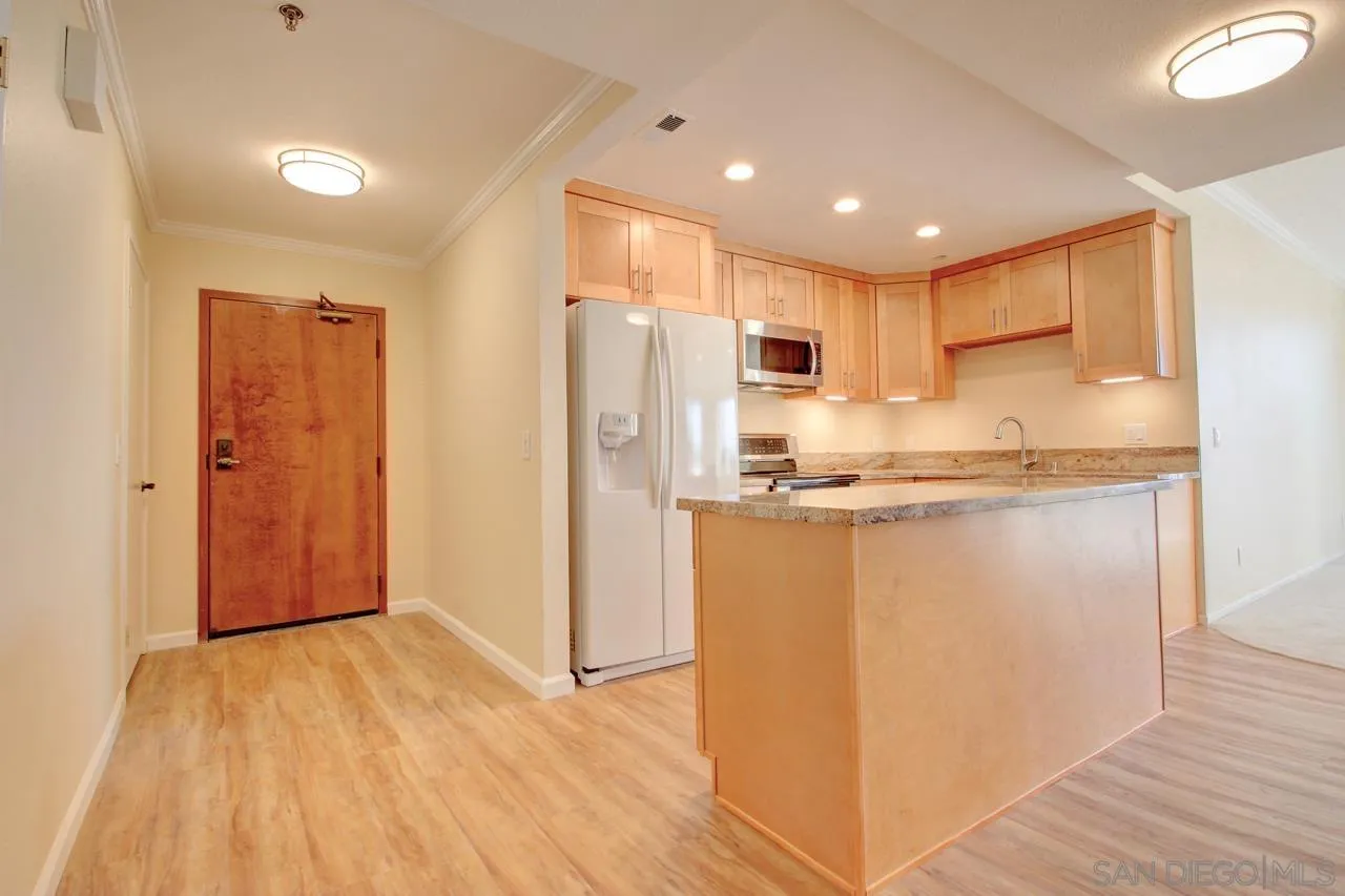 Photo #5: 250023643 Listing 