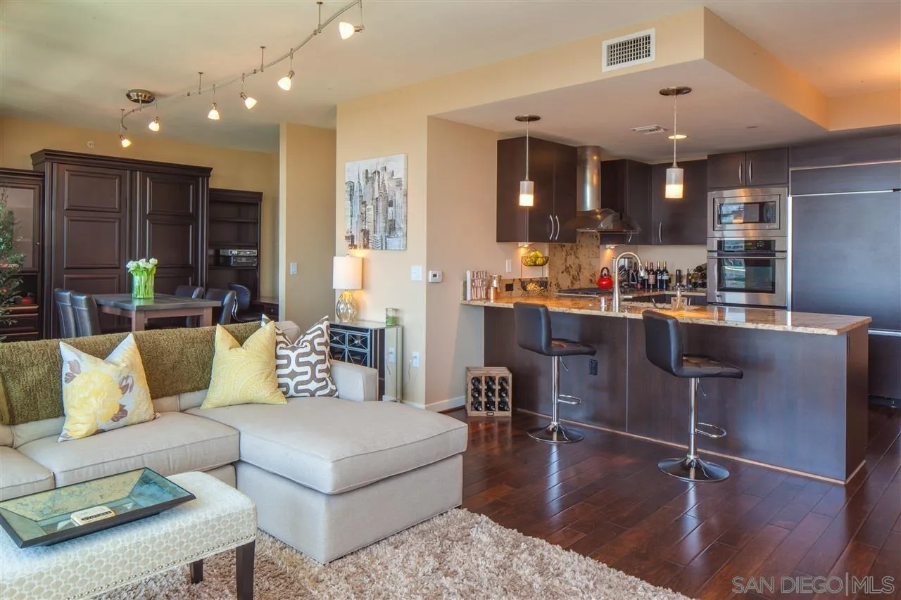 Photo #5: 250023660 Listing 