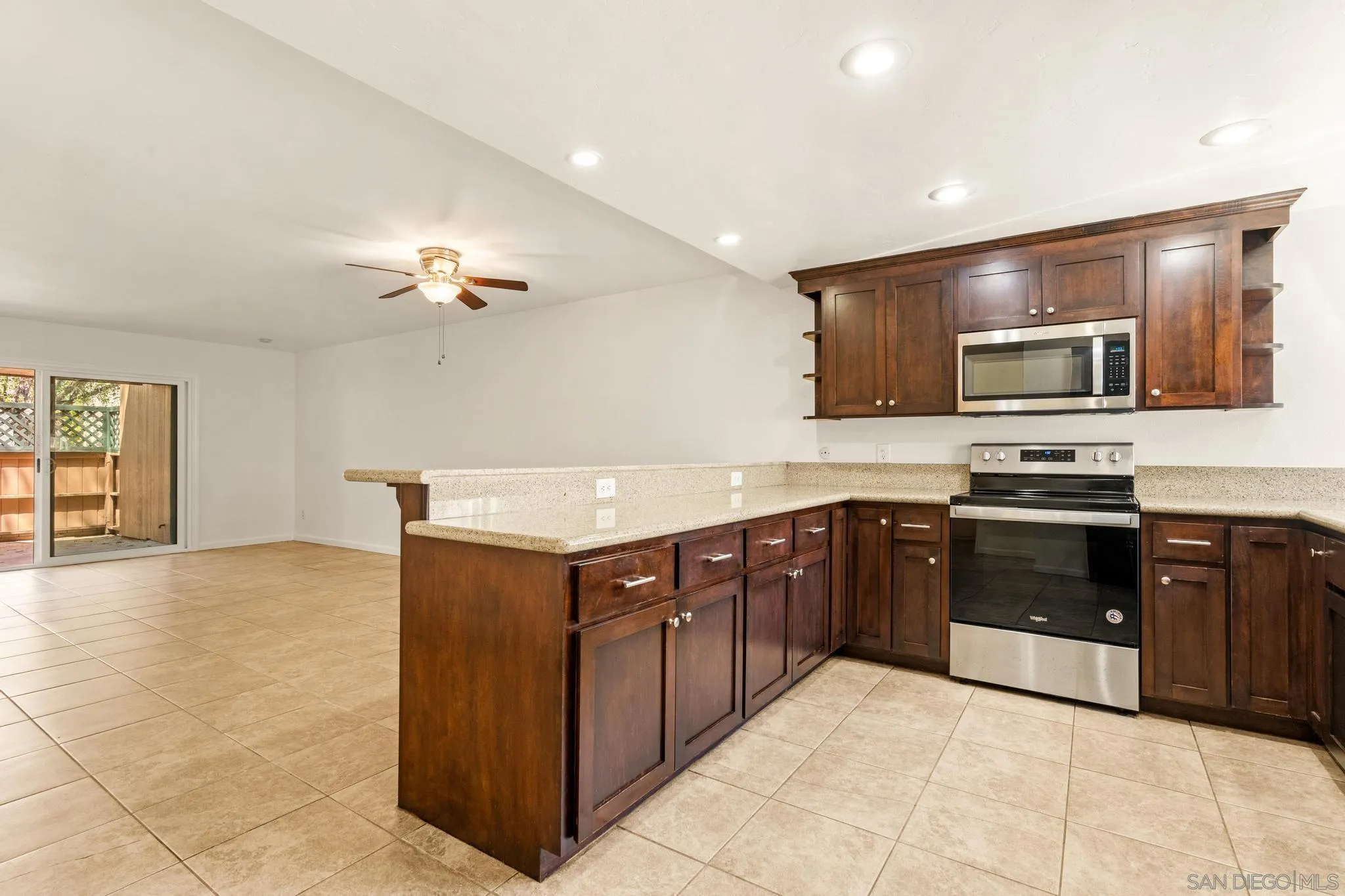 Photo #4: 250023670 Listing 