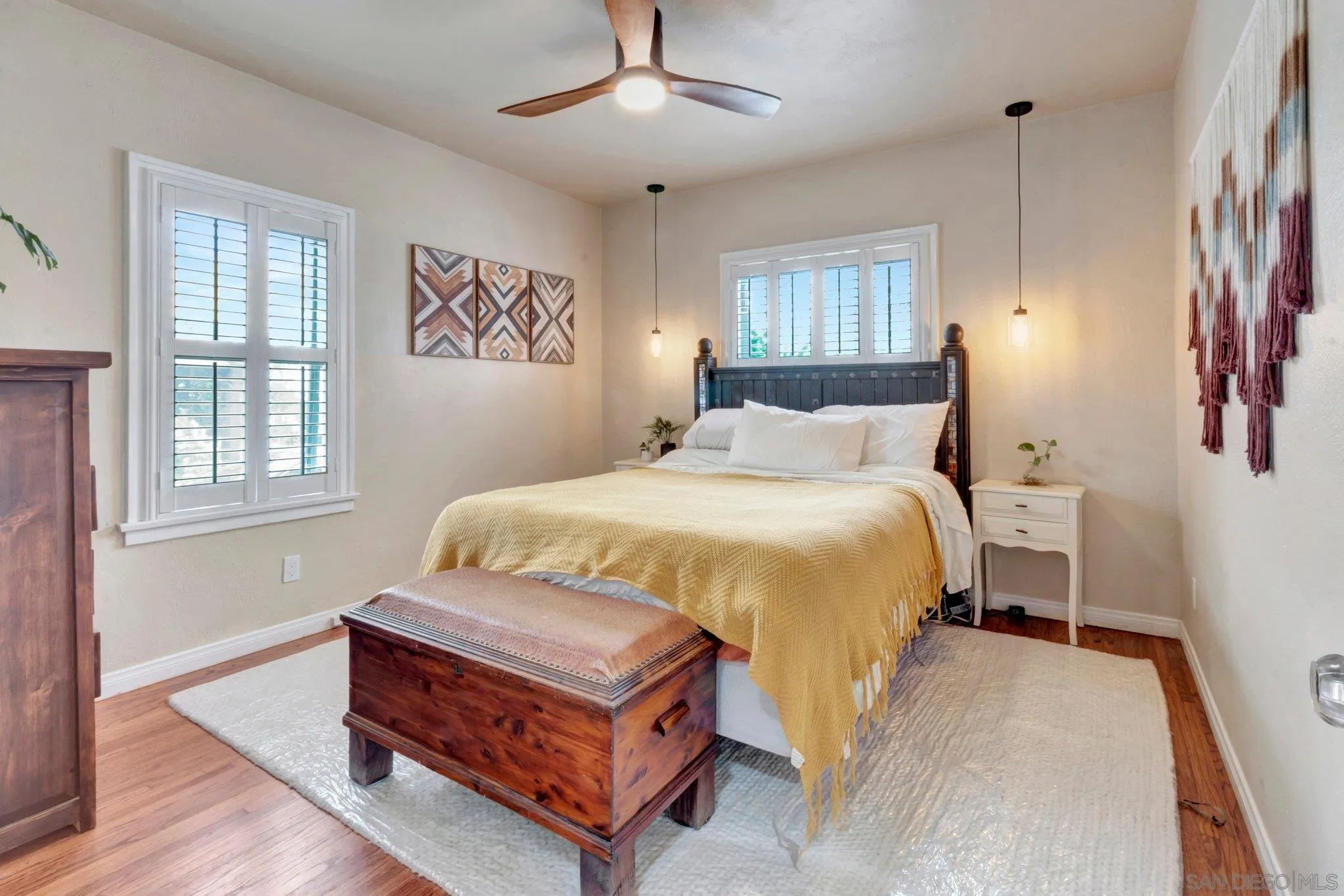 https://cdn.realtyfeed.com/cdn/127/250023690/1b951596a8df59e01d02ccf21742c8e7.webp