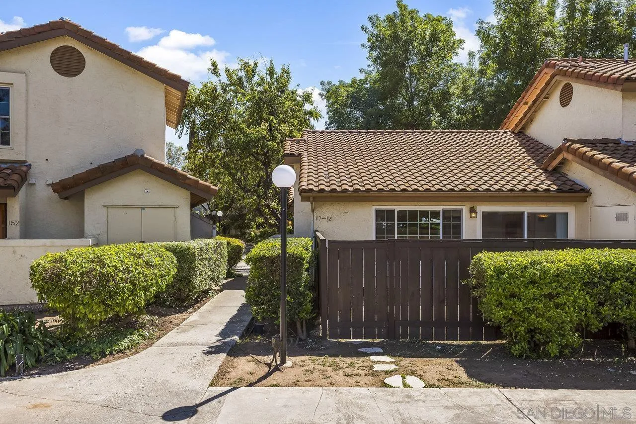 Photo #2: 250023691 Listing 