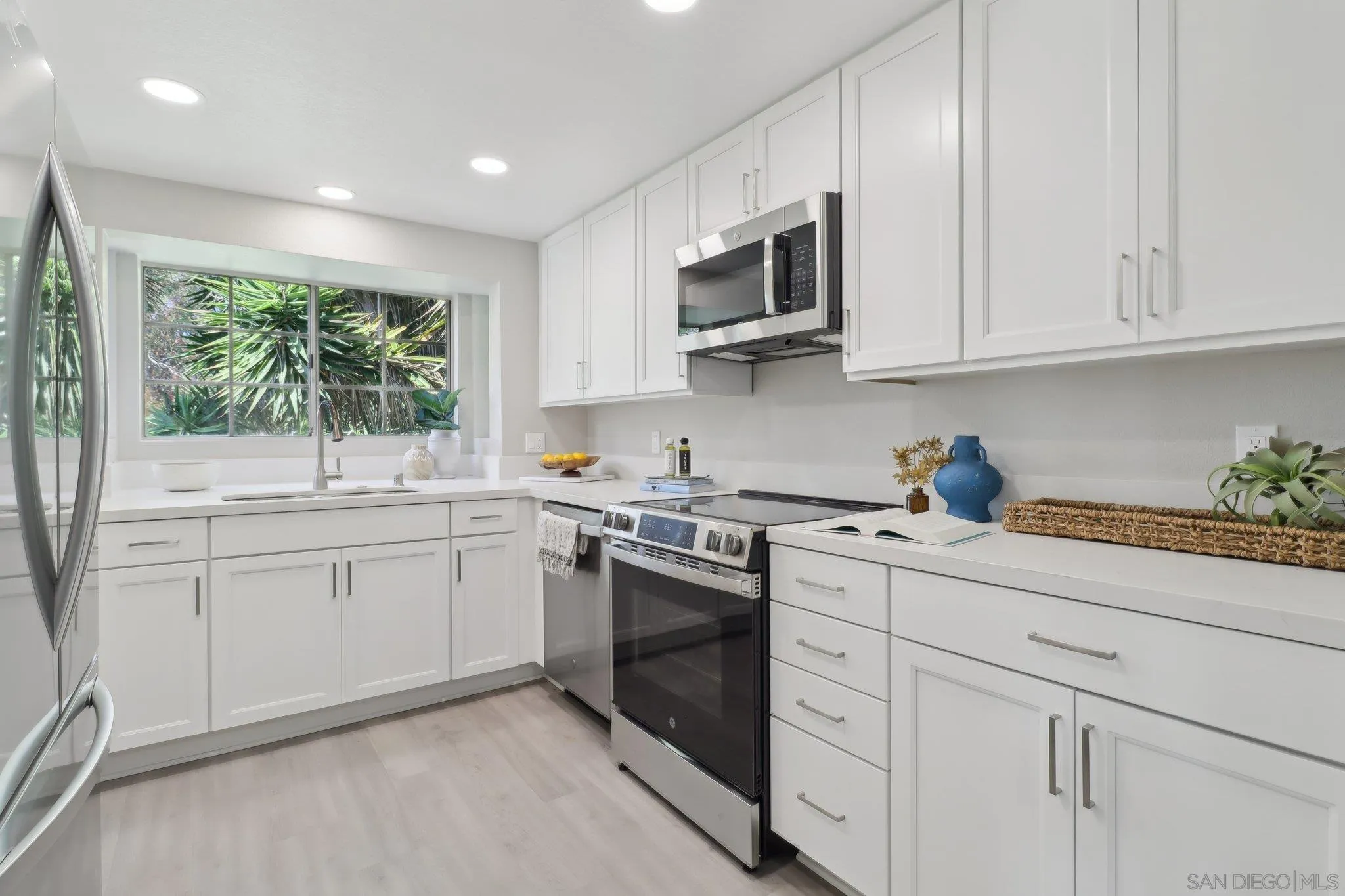 Photo #5: 250023702 Listing 