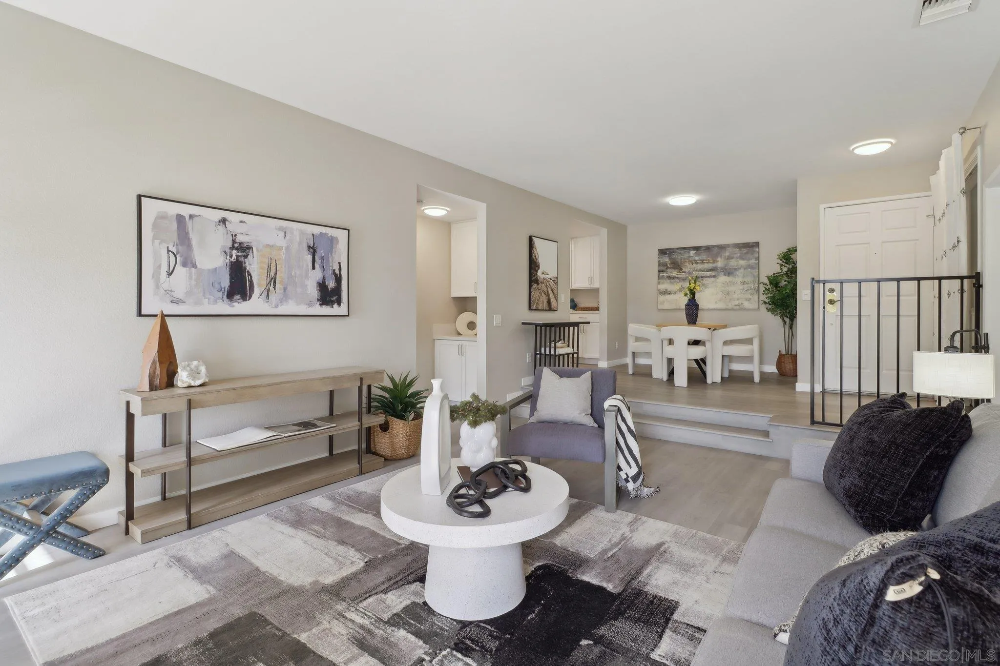 Photo #3: 250023702 Listing 