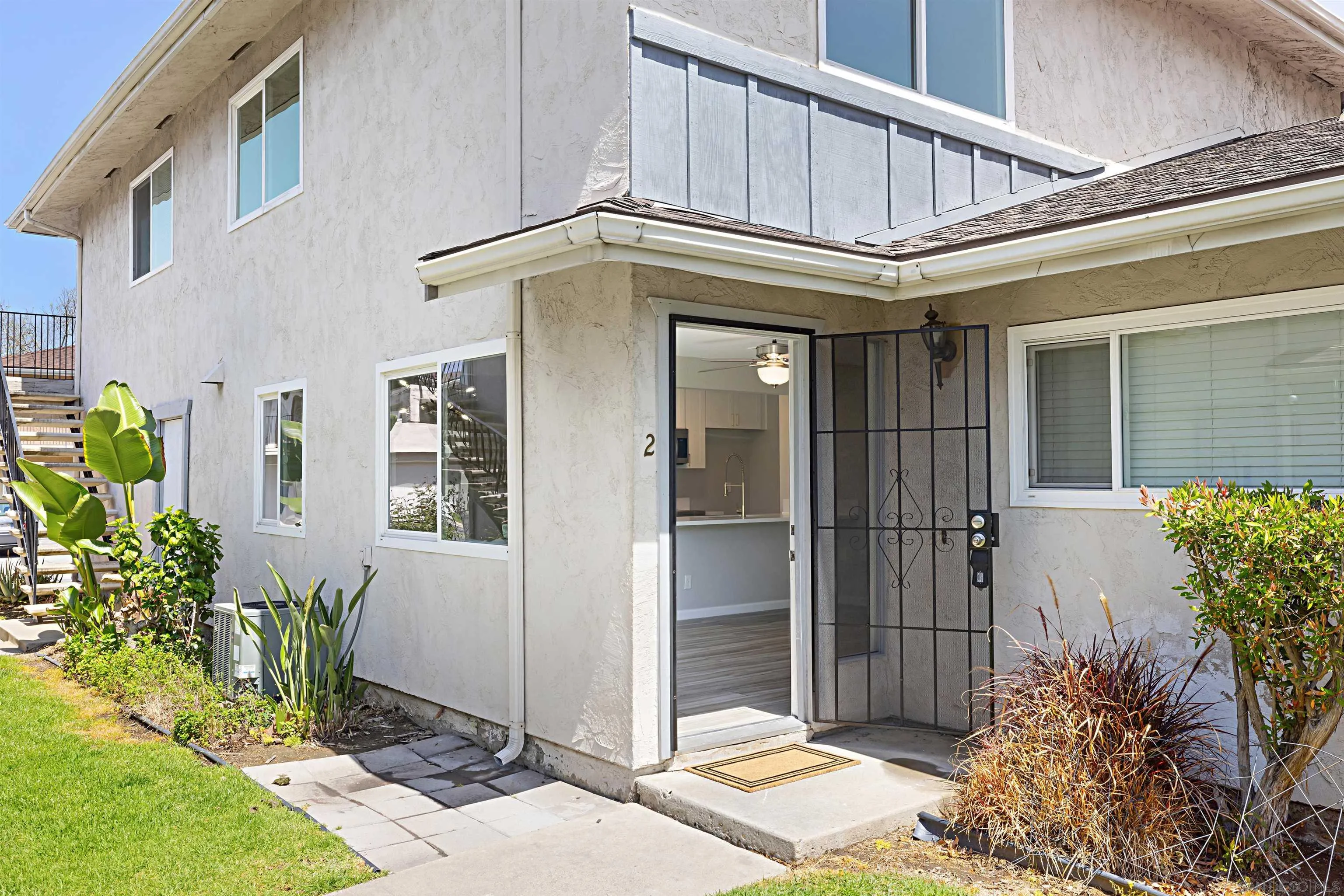 Photo #3: 250023703 Listing 