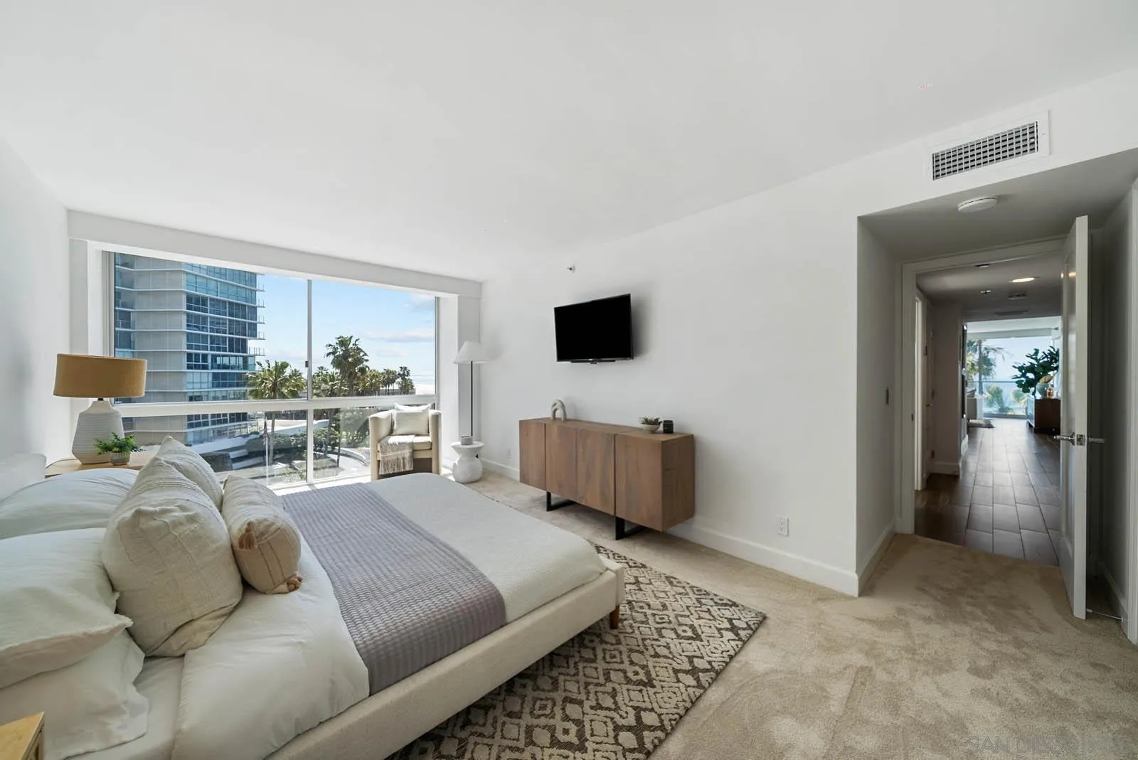 https://cdn.realtyfeed.com/cdn/127/250023710/227b3c726024a9af7a401f30d7bd7c10.webp