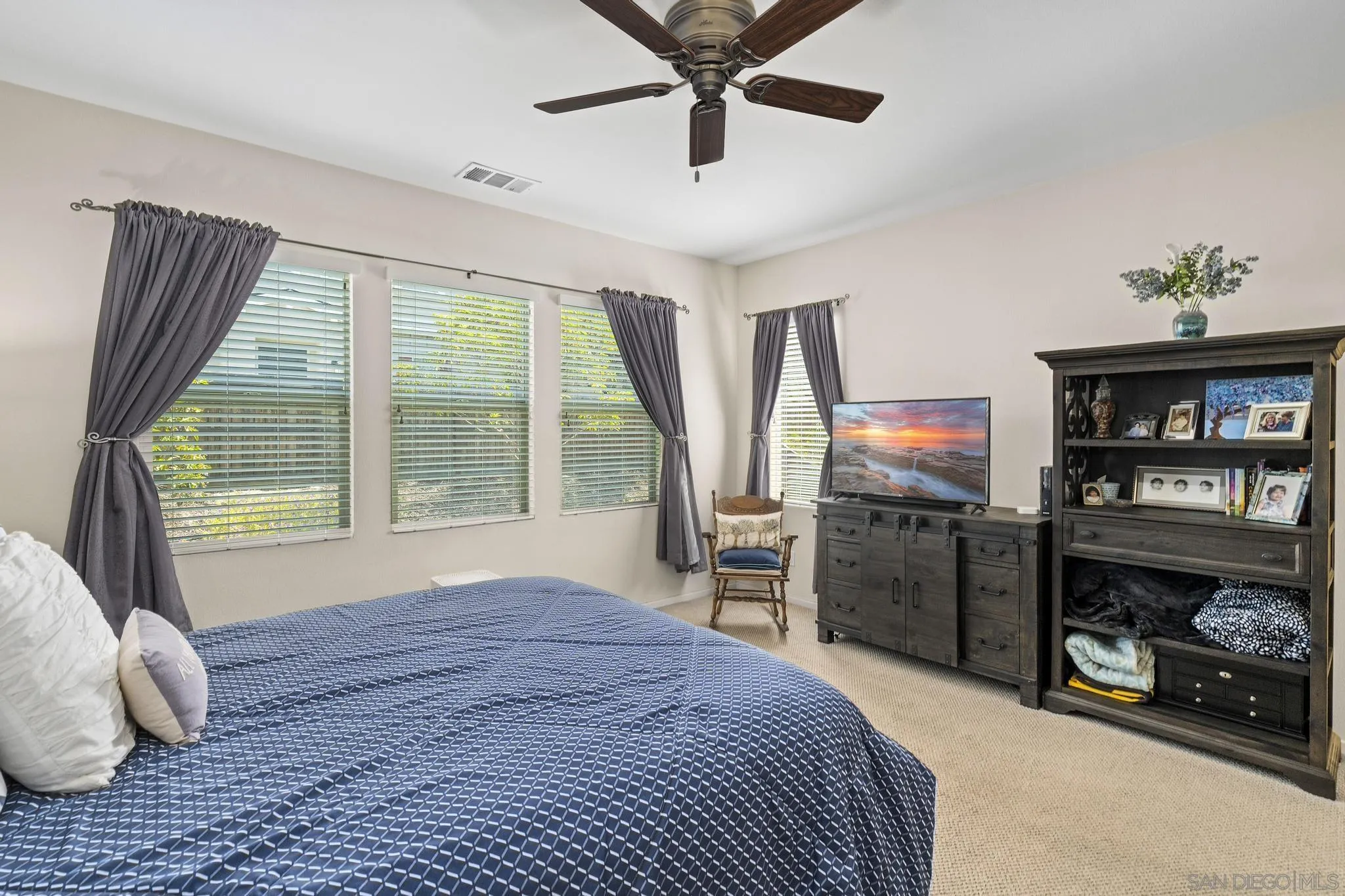 https://cdn.realtyfeed.com/cdn/127/250023722/5ebd843f9e5a1ddff2ee5b71573829a6.webp