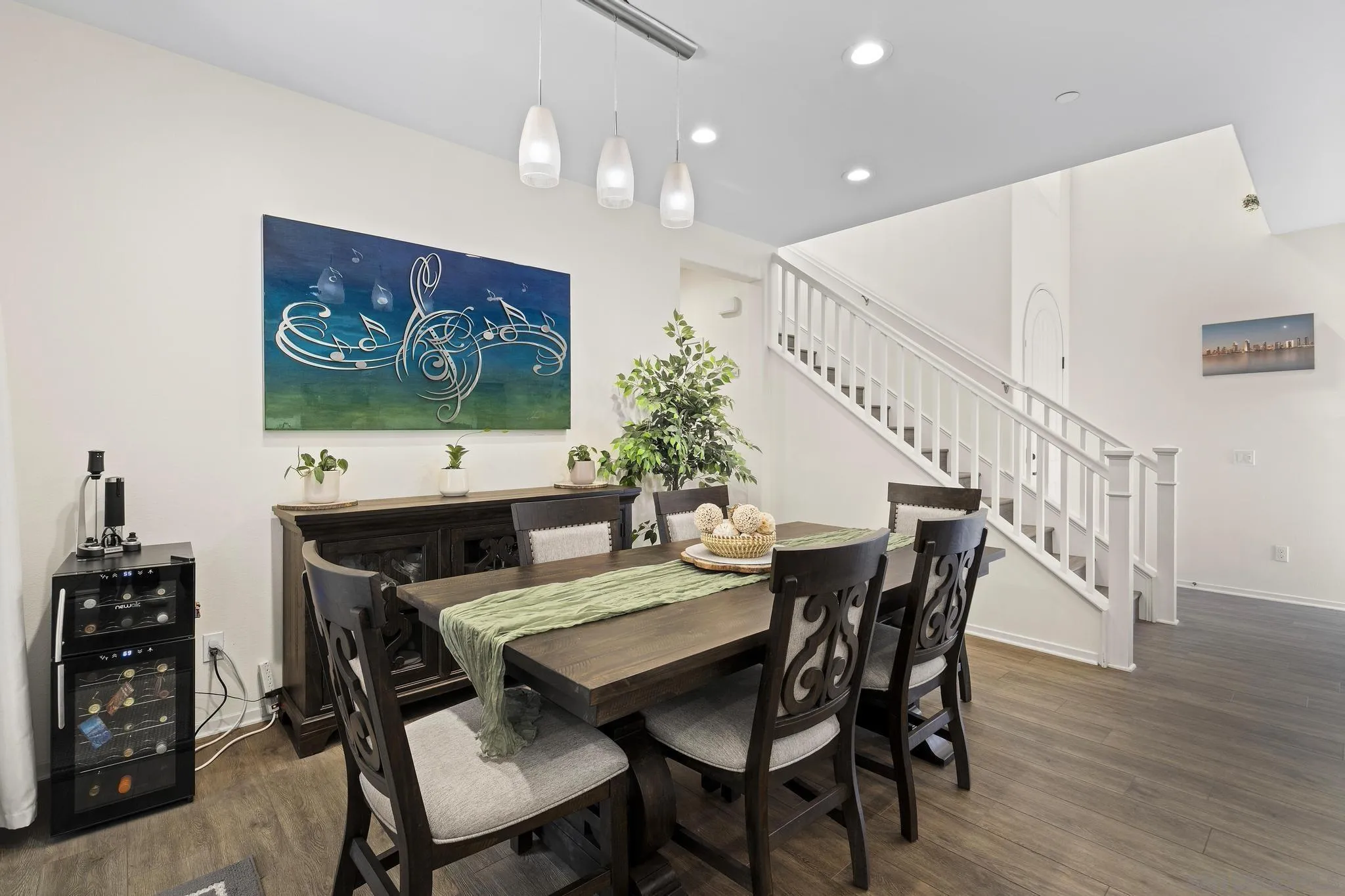 https://cdn.realtyfeed.com/cdn/127/250023722/77e60e03ff9559c76b74fa33bc7f8505.webp