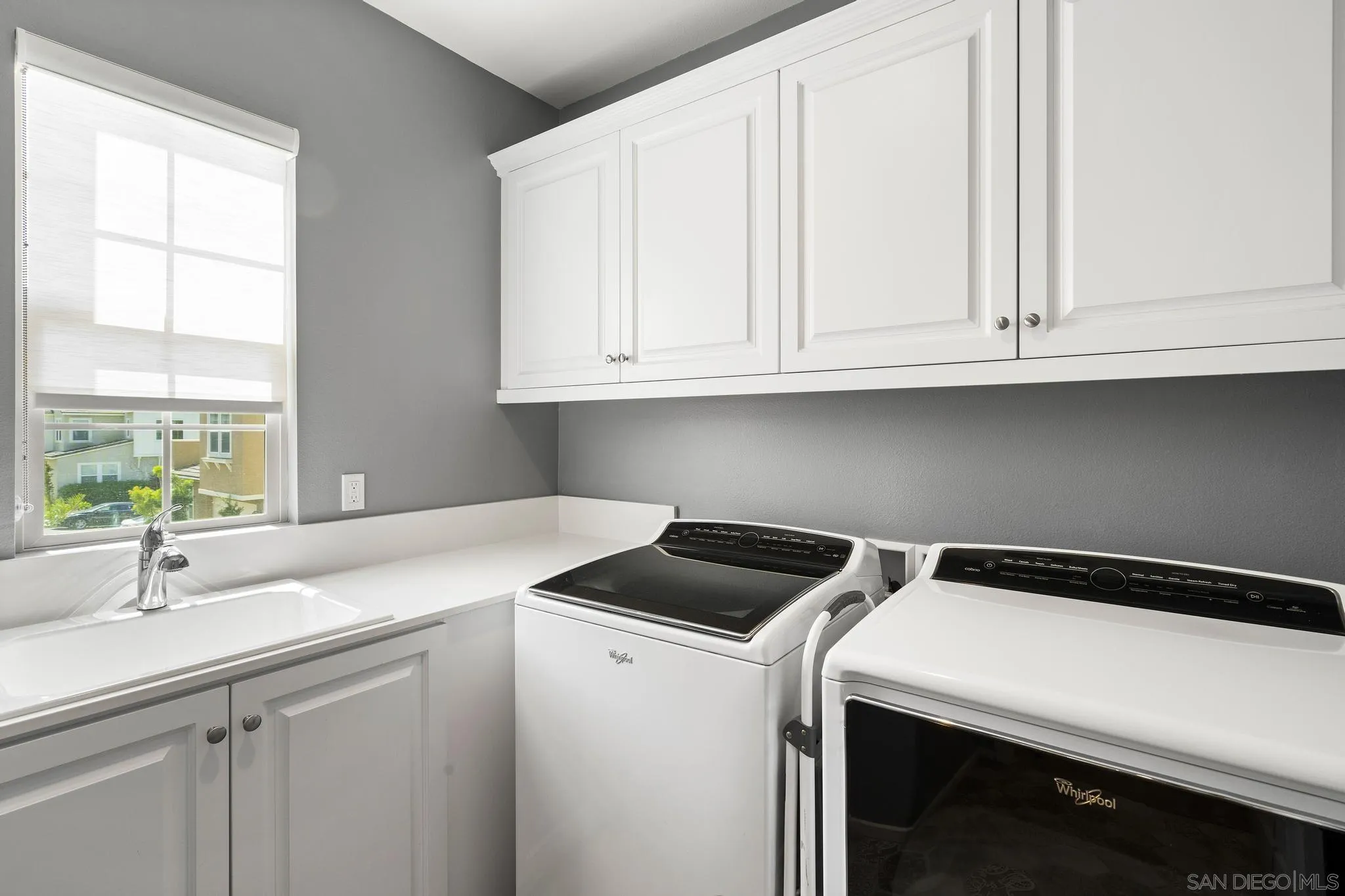 https://cdn.realtyfeed.com/cdn/127/250023722/7cd2bb2a59e7255f7deb12aa6695ae40.webp