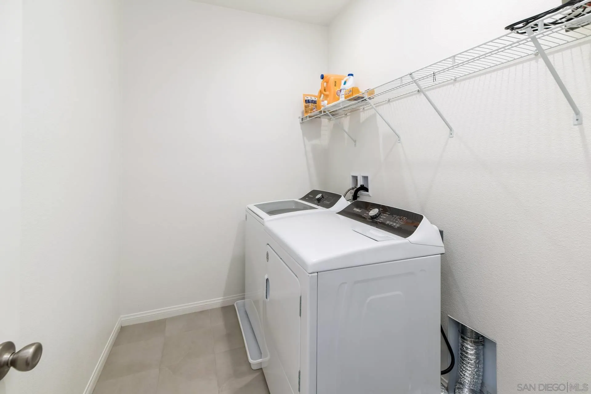 https://cdn.realtyfeed.com/cdn/127/250023731/7723dda34f7260a3e9d42130e8e3bc2a.webp