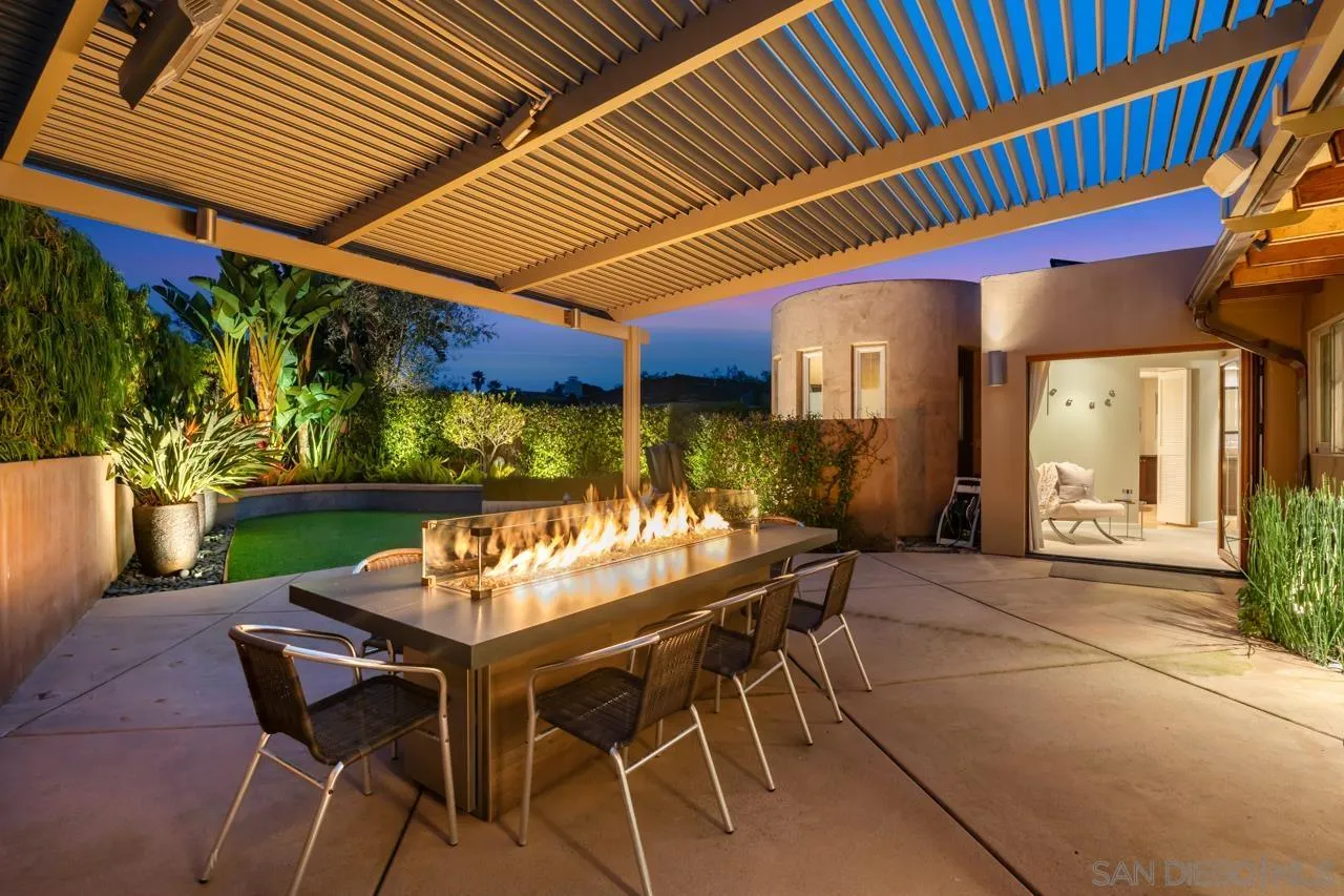 https://cdn.realtyfeed.com/cdn/127/250023737/e6729037ffa9d78304a0ac2854687e22.webp