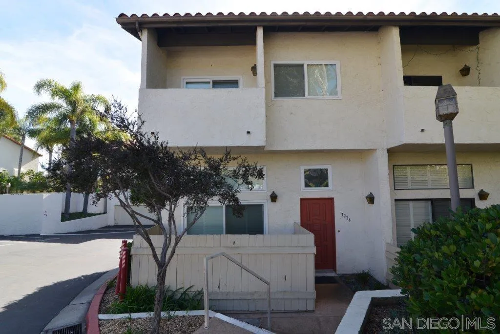 More Details about MLS # 250023768 : 3934 LA JOLLA VILLAGE DR