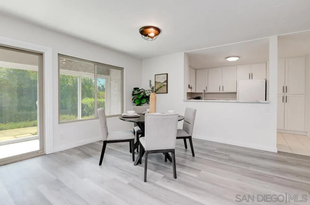 Photo #5: 250023797 Listing 