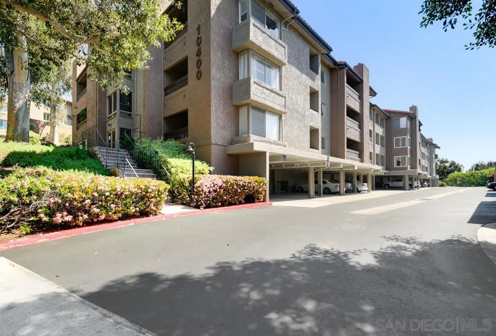 Photo #2: 250023797 Listing 