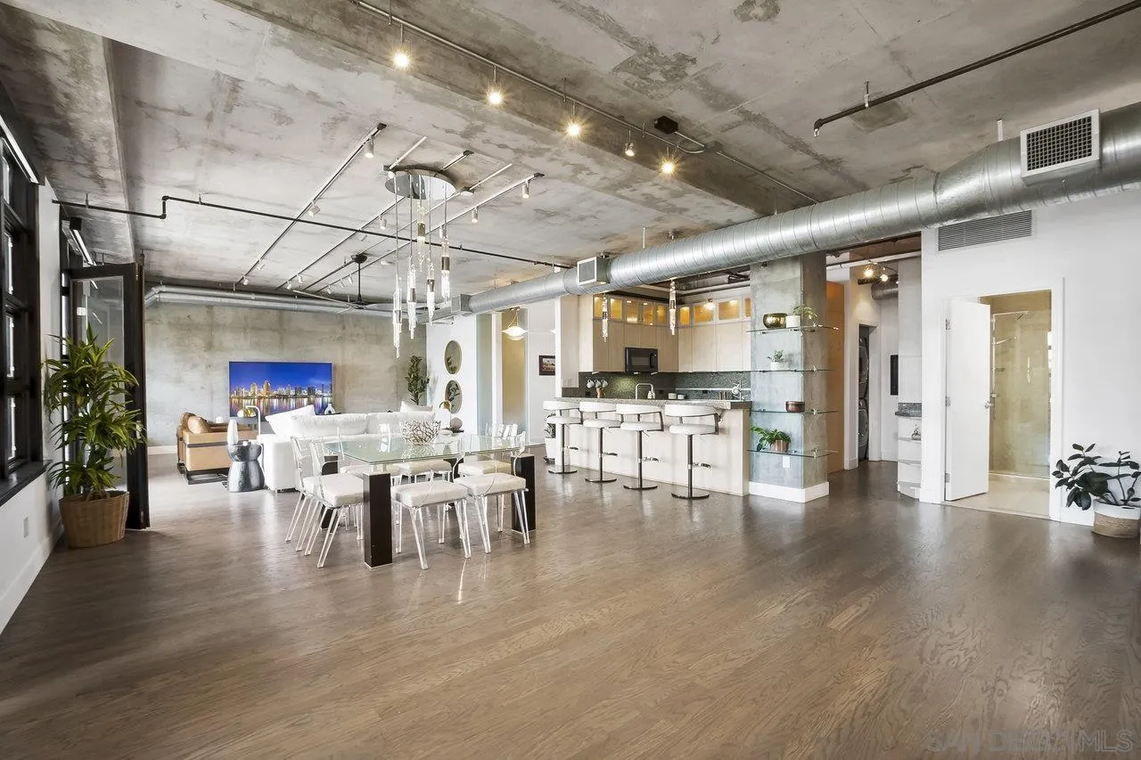 Photo #10: 250023798 Listing: Photo #10