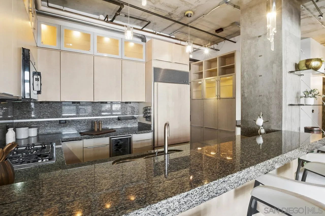 Photo #18: 250023798 Listing: Photo #18