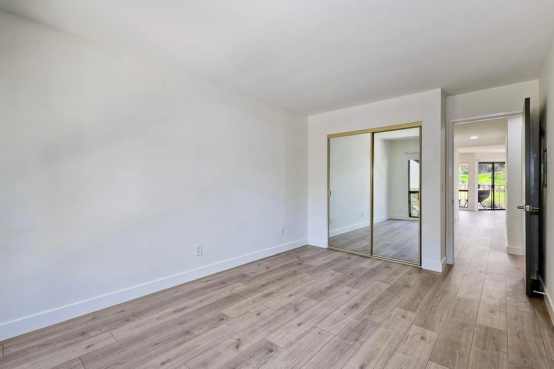 Photo #20: 250023855 Listing: Photo #20