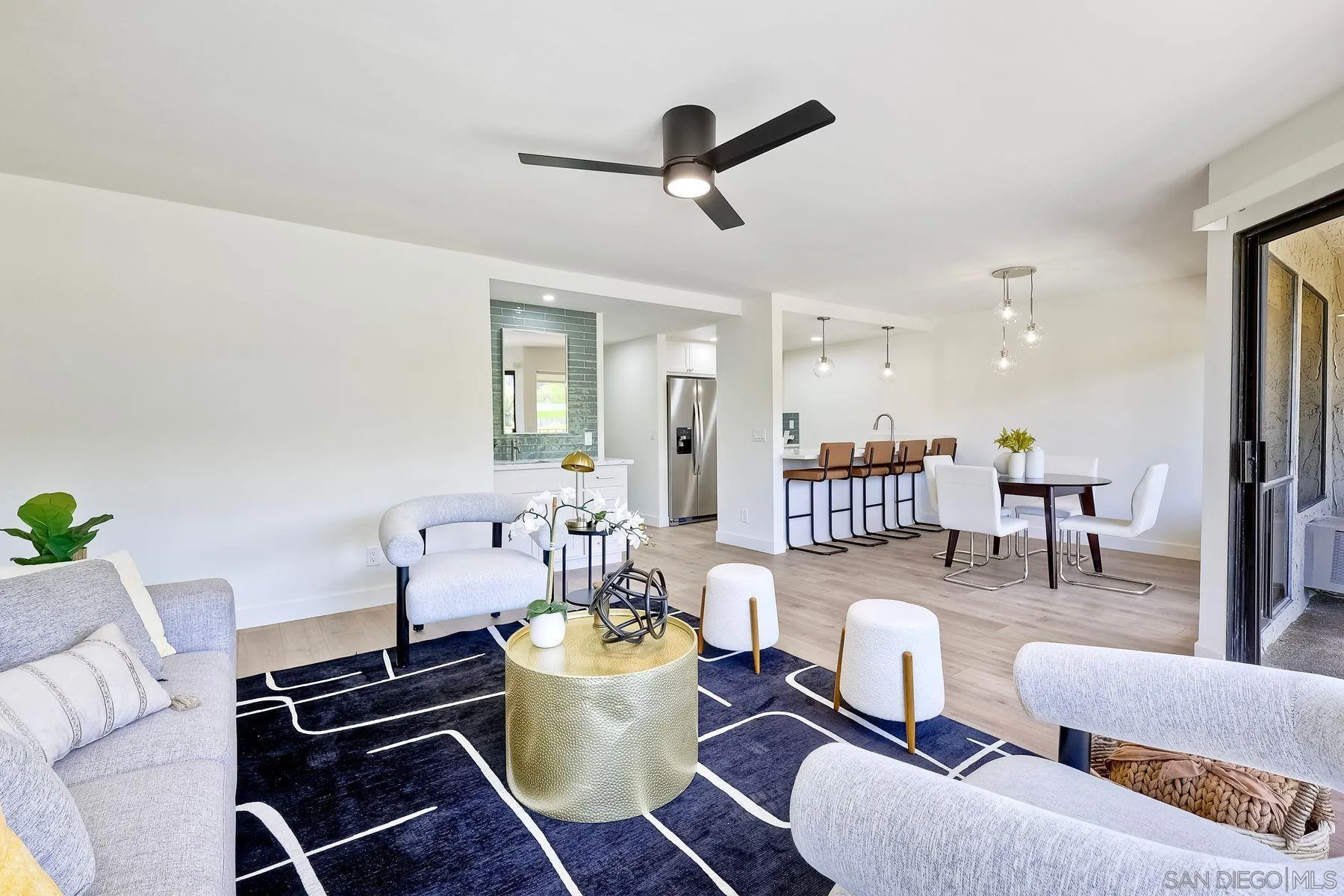 Photo #4: 250023855 Listing 