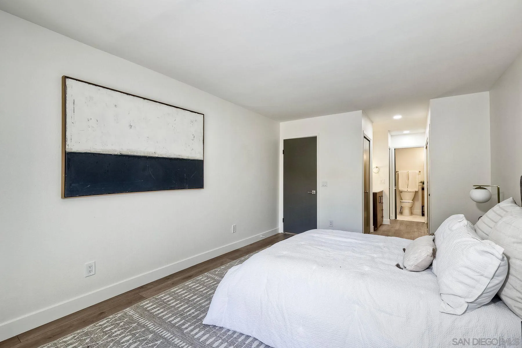 Photo #11: 250023855 Listing: Photo #11