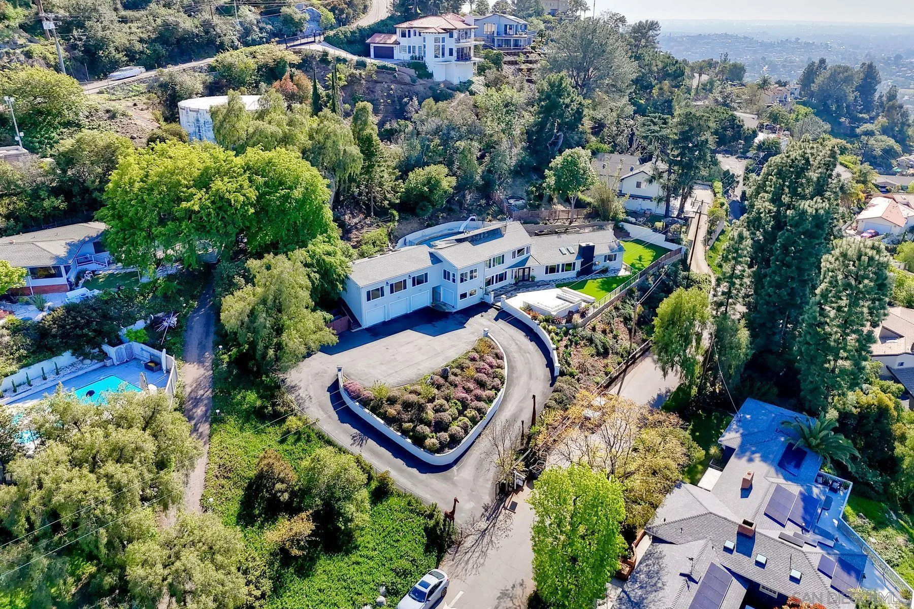 https://cdn.realtyfeed.com/cdn/127/250023863/8e4a26e188d4b91b7e43e520bb3a2c61.webp