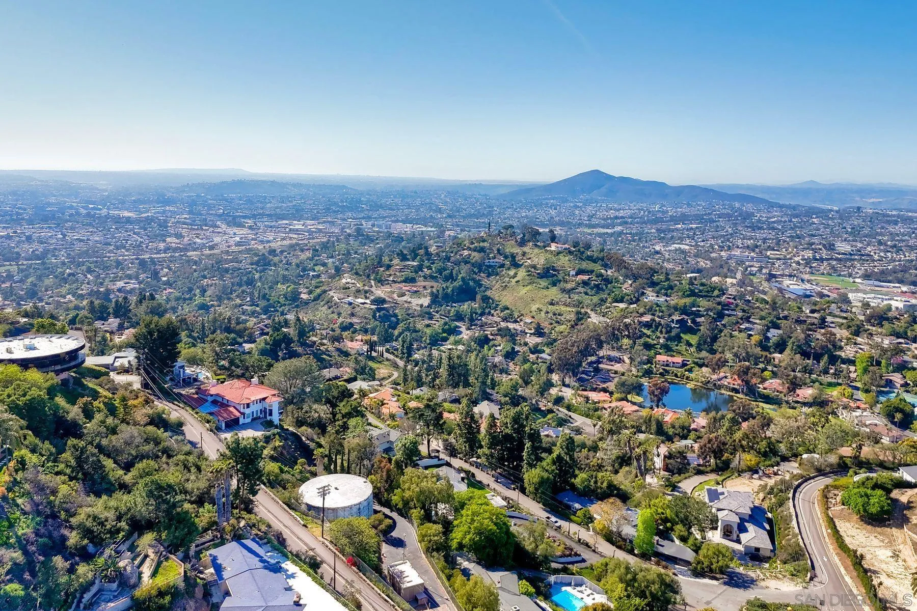 https://cdn.realtyfeed.com/cdn/127/250023863/d21cb3e0004de1c348e129c349d3d992.webp