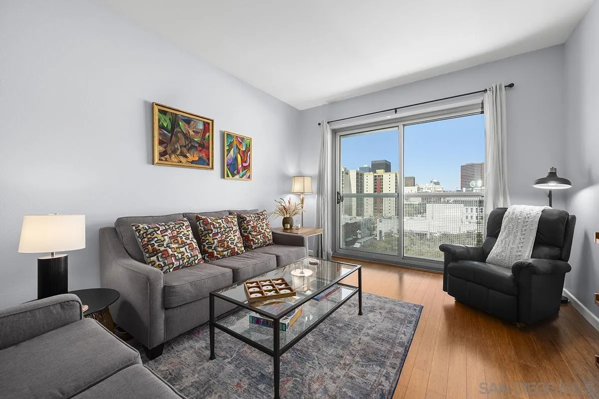 Photo #4: 250023883 Listing 