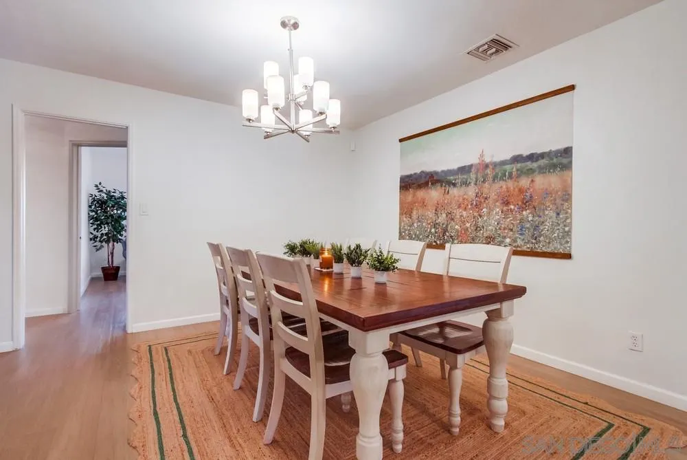https://cdn.realtyfeed.com/cdn/127/250023938/8c1a06bdaf4d53faba4fa2cc63df984d.webp