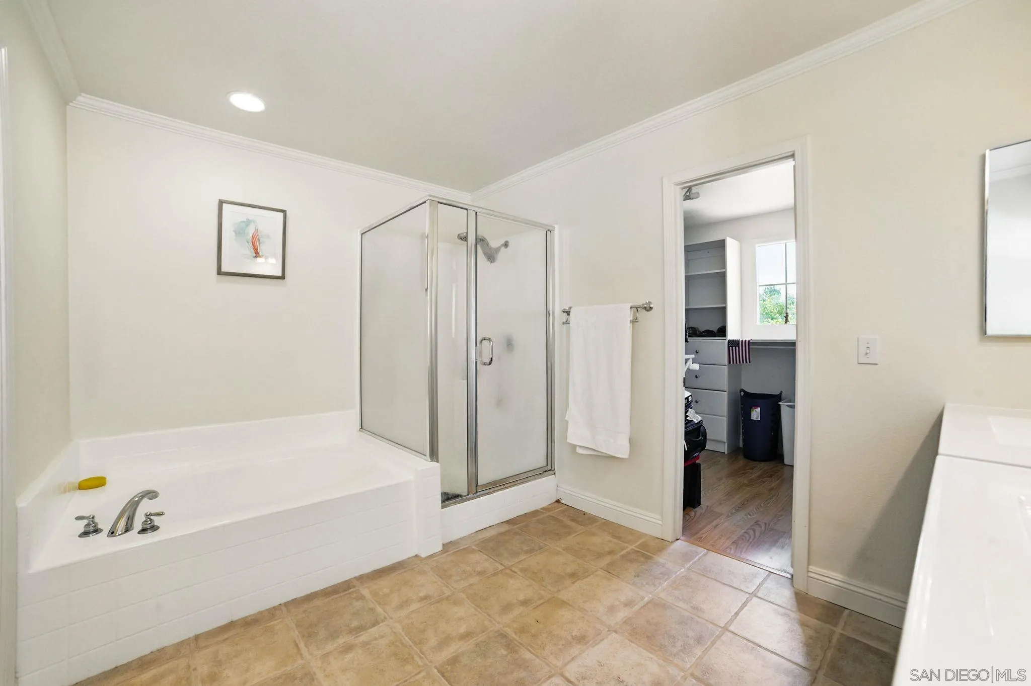 https://cdn.realtyfeed.com/cdn/127/250023963/007d4a4ca771702458f0594e25fc8913.webp