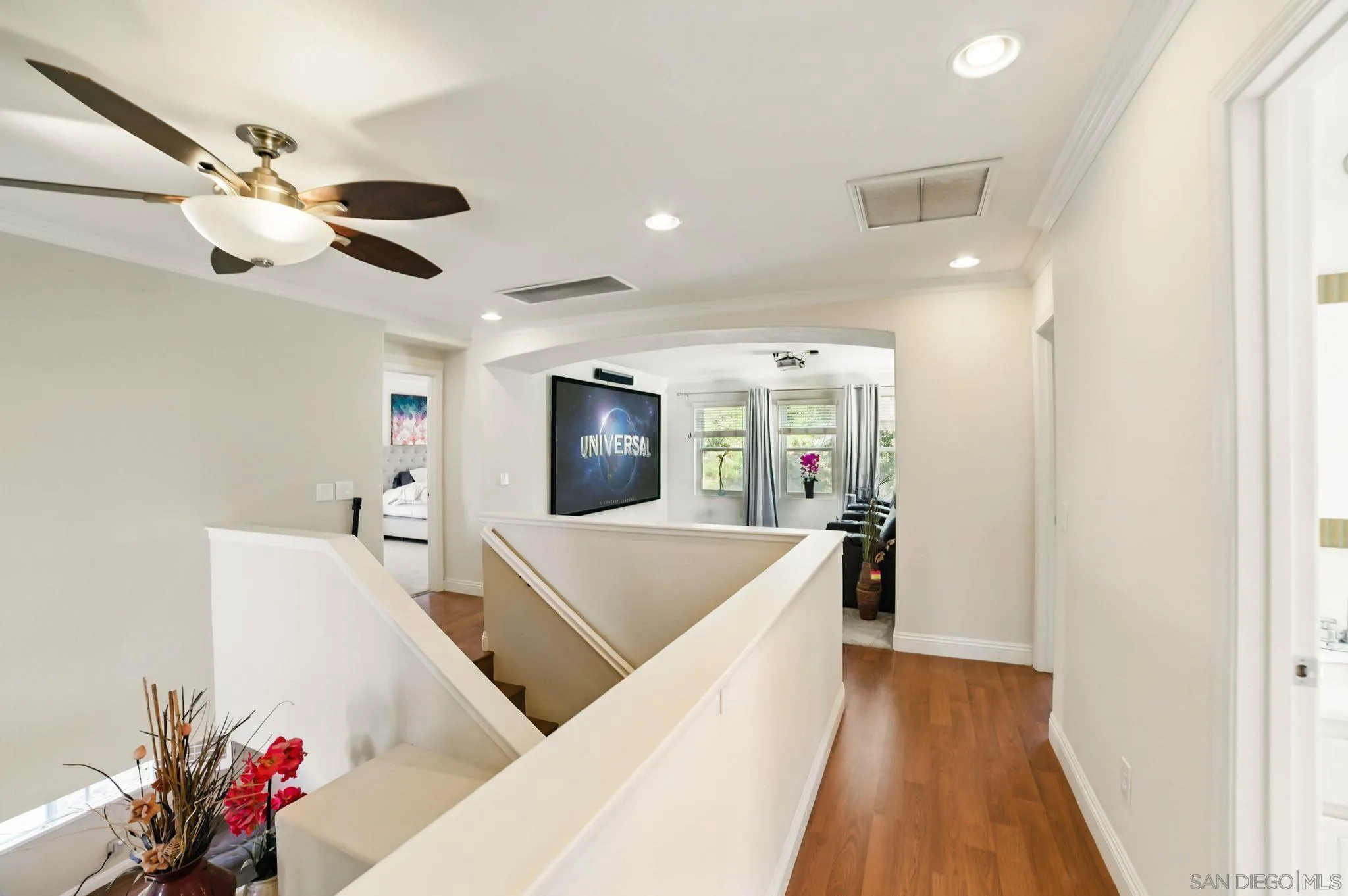 https://cdn.realtyfeed.com/cdn/127/250023963/04af03f37c3b6cd62fd70927dbd5eafd.webp