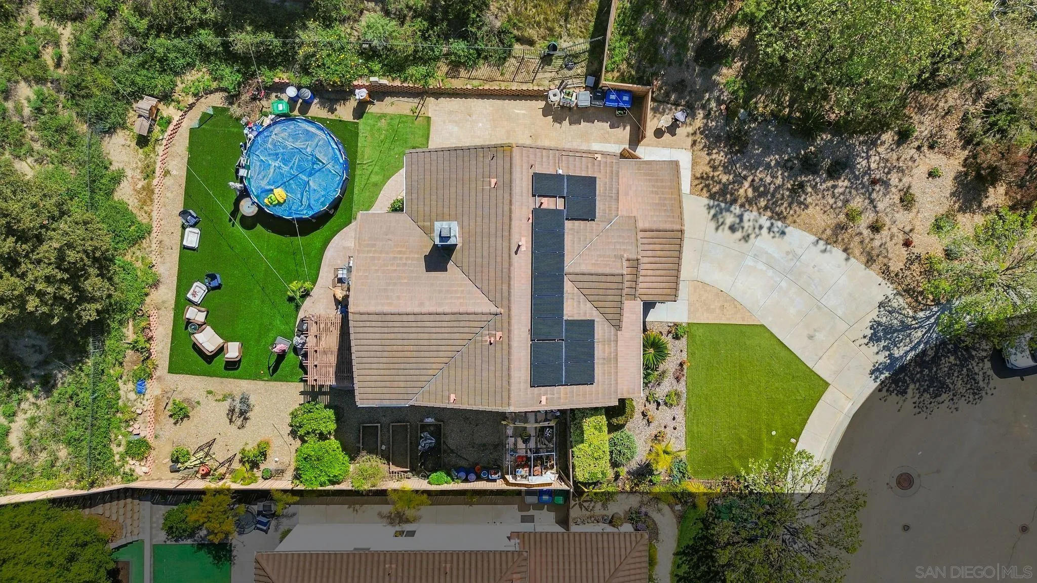 https://cdn.realtyfeed.com/cdn/127/250023963/1f7ccd7a94e4c19ef239c00115fc7aa1.webp
