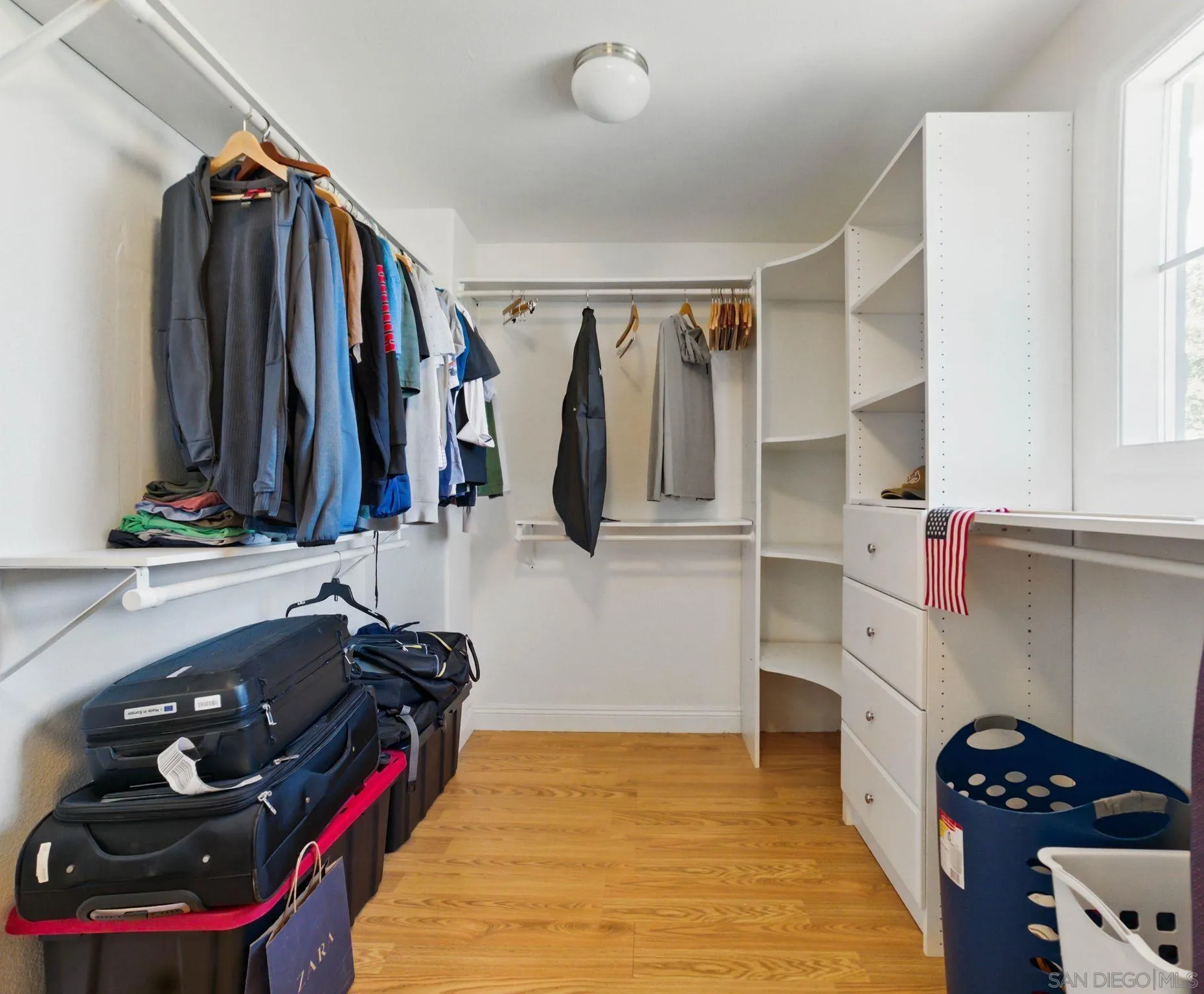 https://cdn.realtyfeed.com/cdn/127/250023963/505aaf841cfda065936fb2844d50f3fa.webp