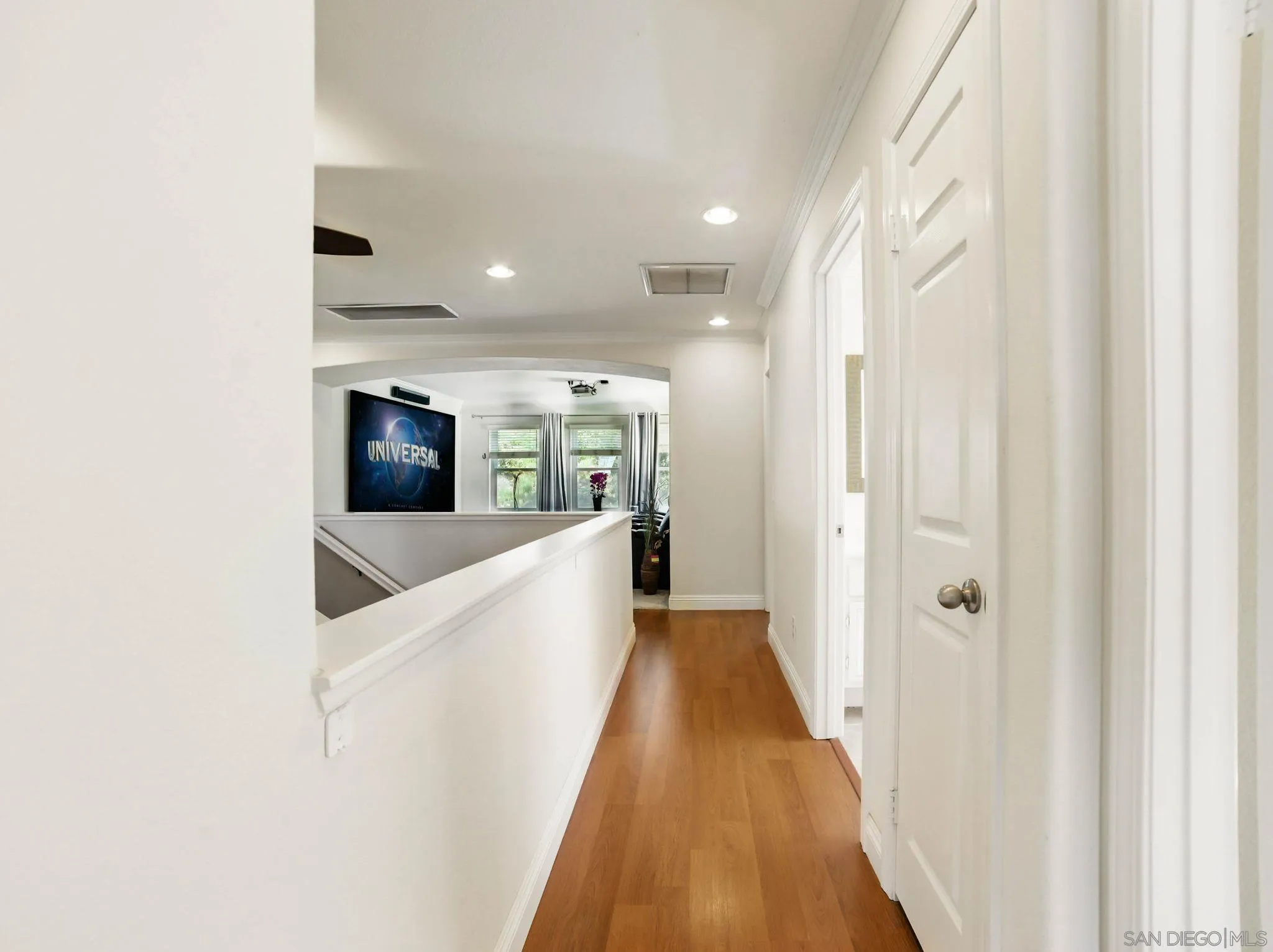 https://cdn.realtyfeed.com/cdn/127/250023963/83d8cc3094c242808e8ec9dc5c0c6bb7.webp