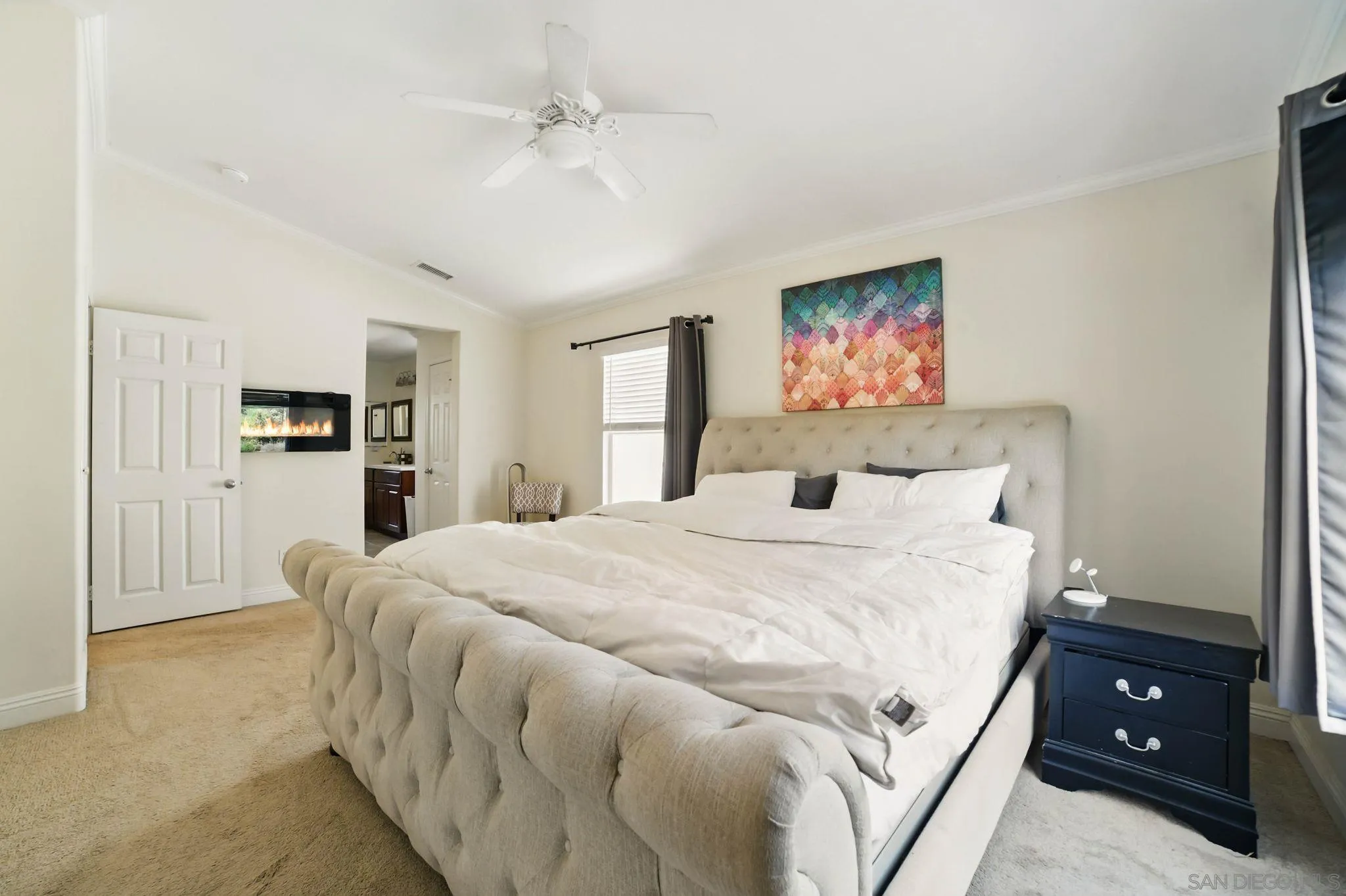 https://cdn.realtyfeed.com/cdn/127/250023963/b07984d8ffff0aa6d7d948d88ed7cec0.webp