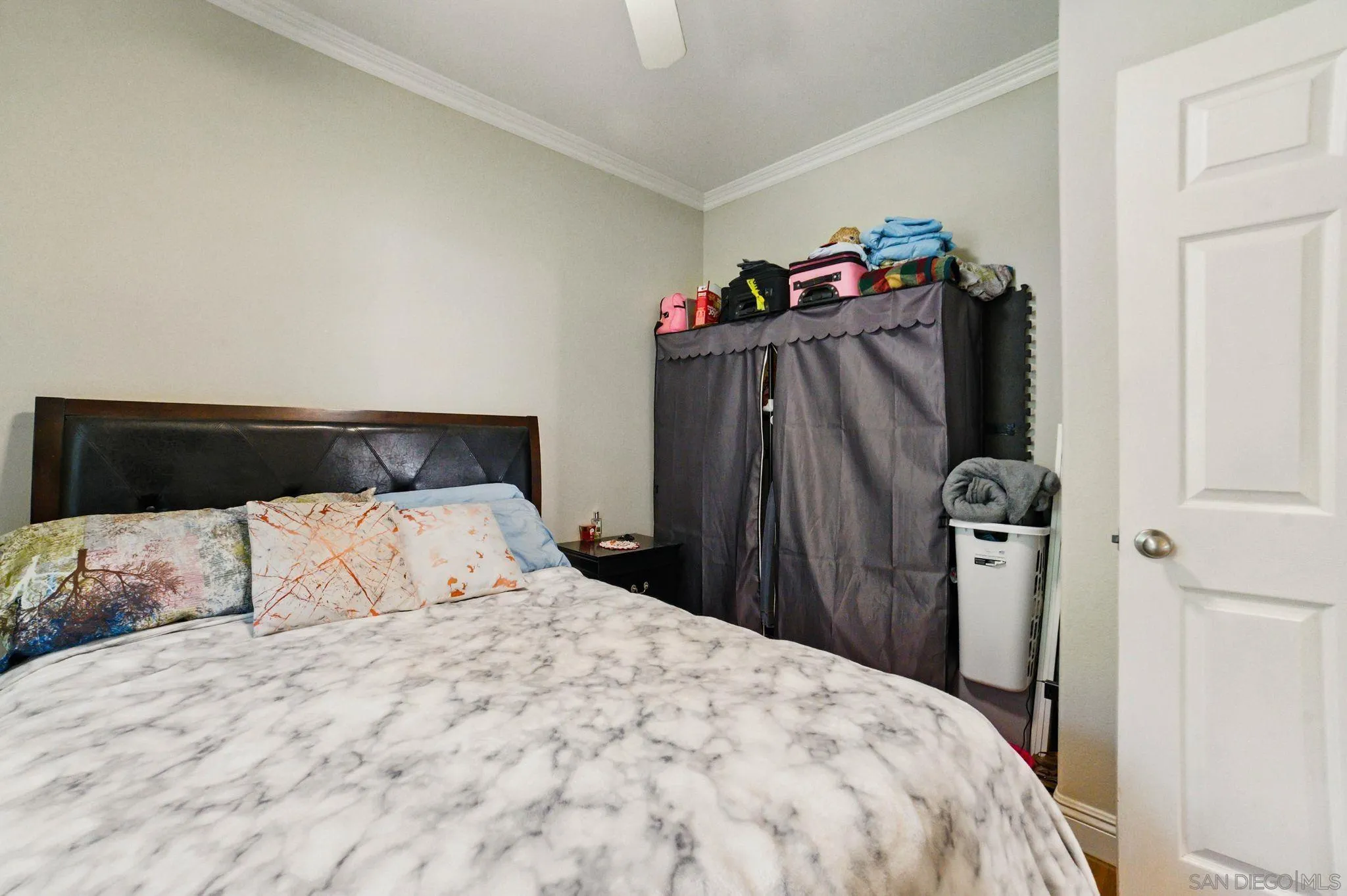 https://cdn.realtyfeed.com/cdn/127/250023963/b261e33493bce13af804ee2e3d18460e.webp