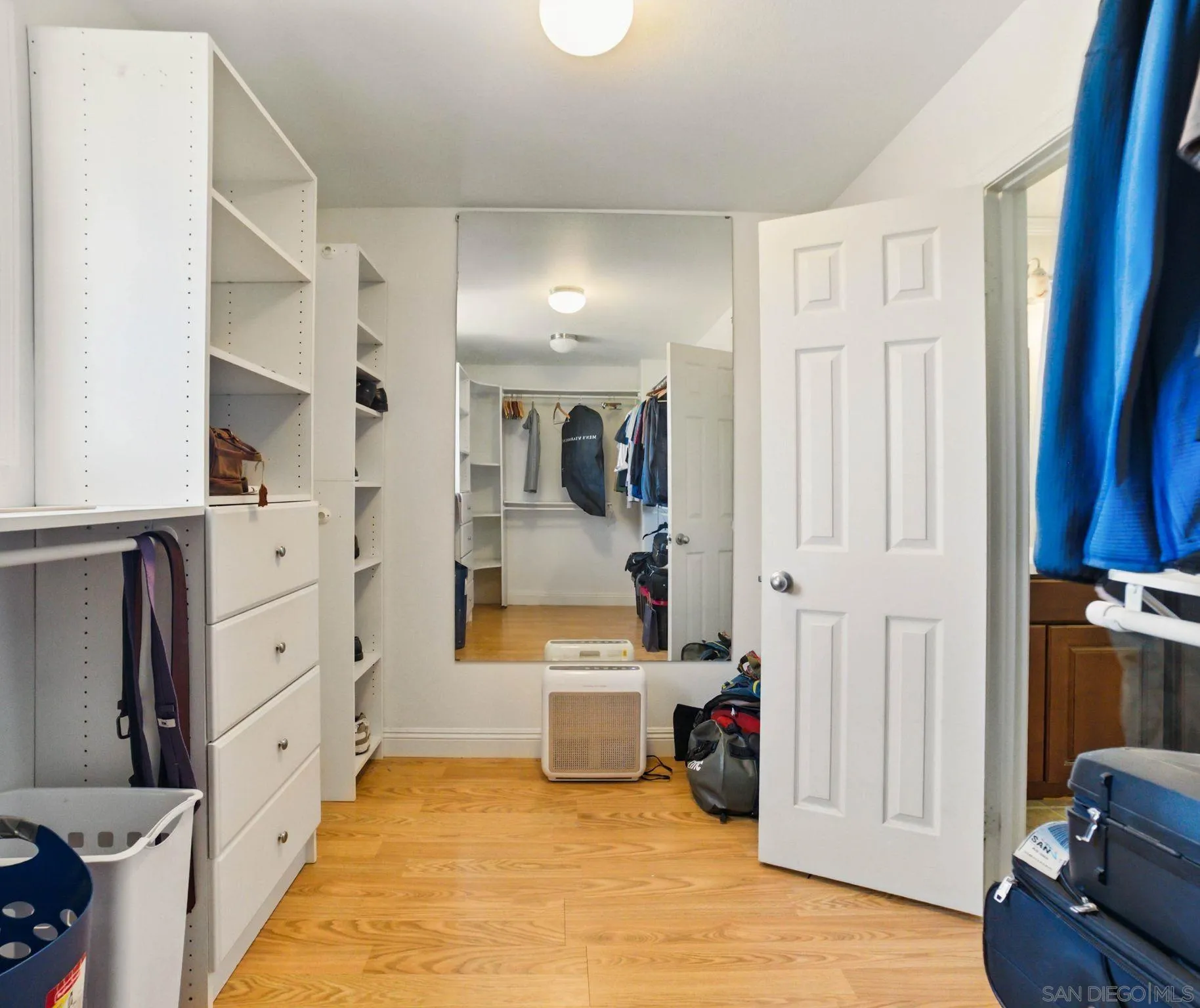 https://cdn.realtyfeed.com/cdn/127/250023963/f885d2b2ad02369e2873edb940d23b60.webp